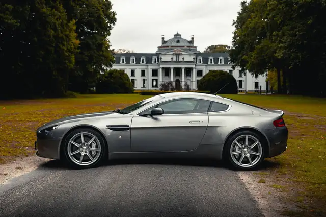 Aston Martin Vantage view 7