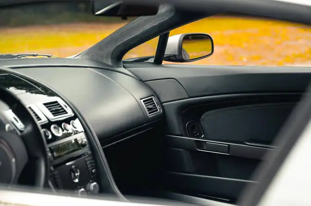 Aston Martin Vantage view 9