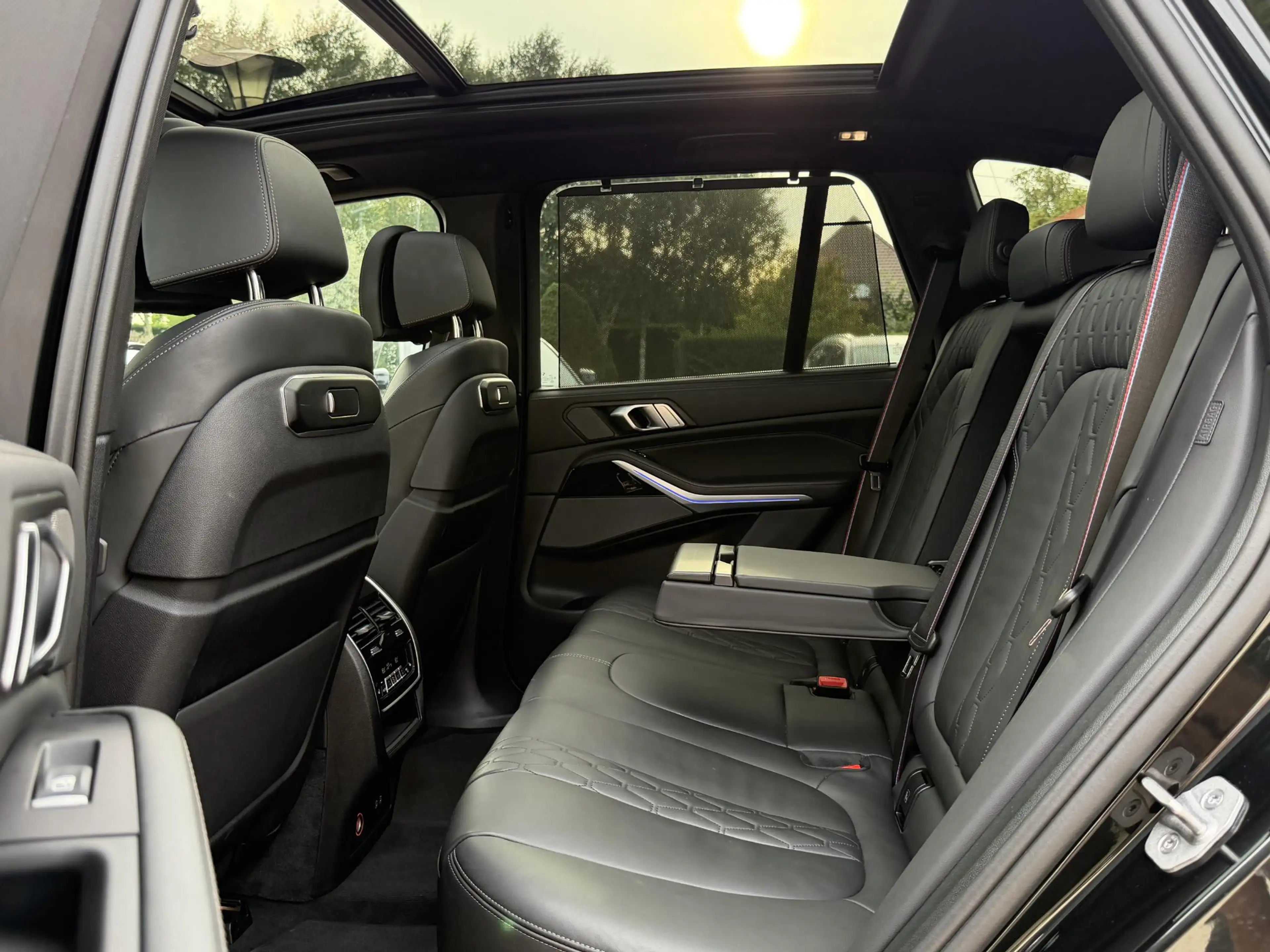 BMW X5 xDrive50e M Sport - BTW - Massagestoelen - 360 - — photo 36
