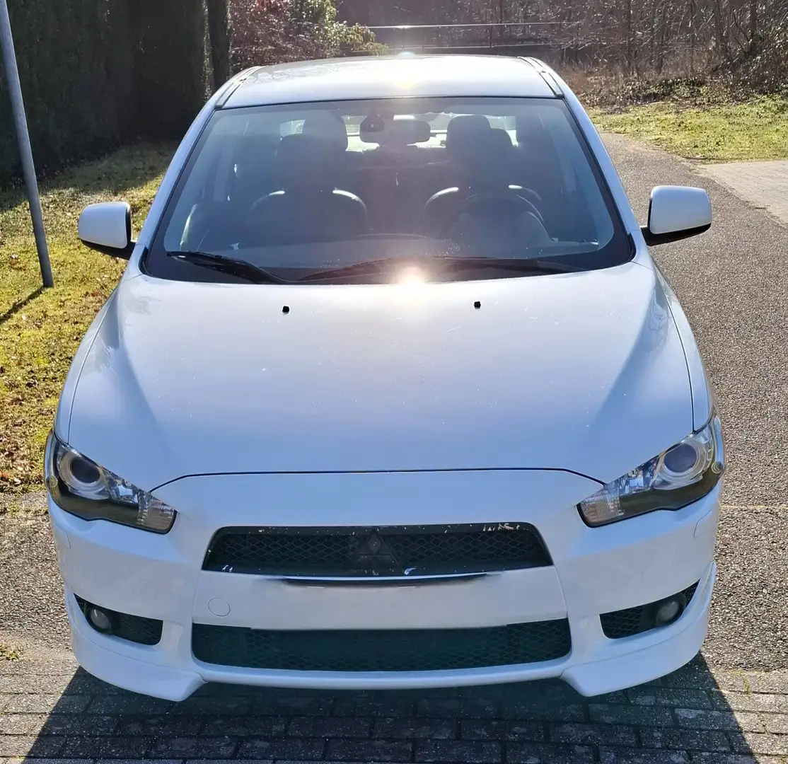Mitsubishi Lancer Lancer 1.8 DI-D ClearTec Instyle Start Weiß - 2