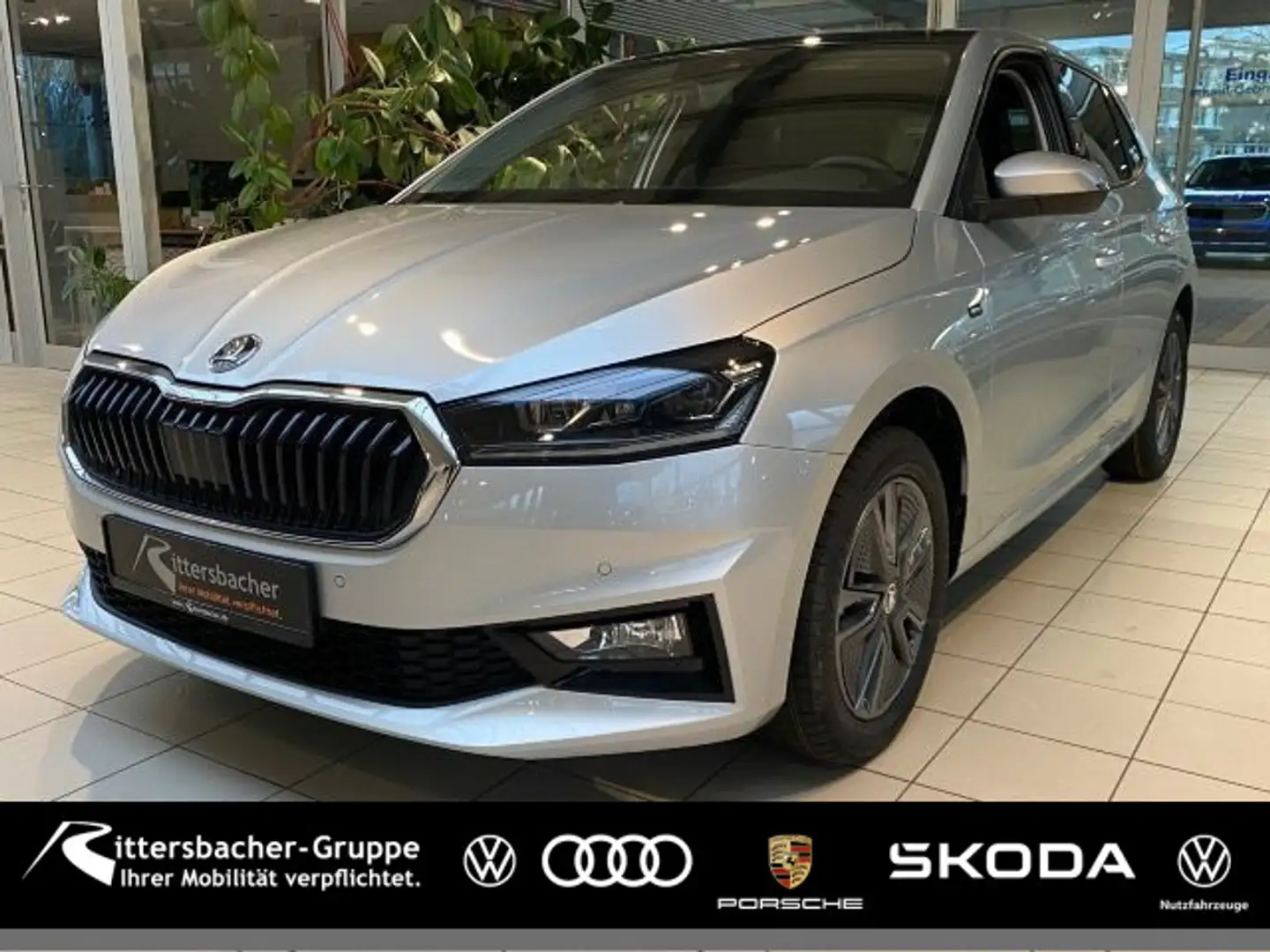 Skoda Fabia Drive 1,0 TSI 85 kW 7-Gang-DSG Verfügbar s Silber - 1