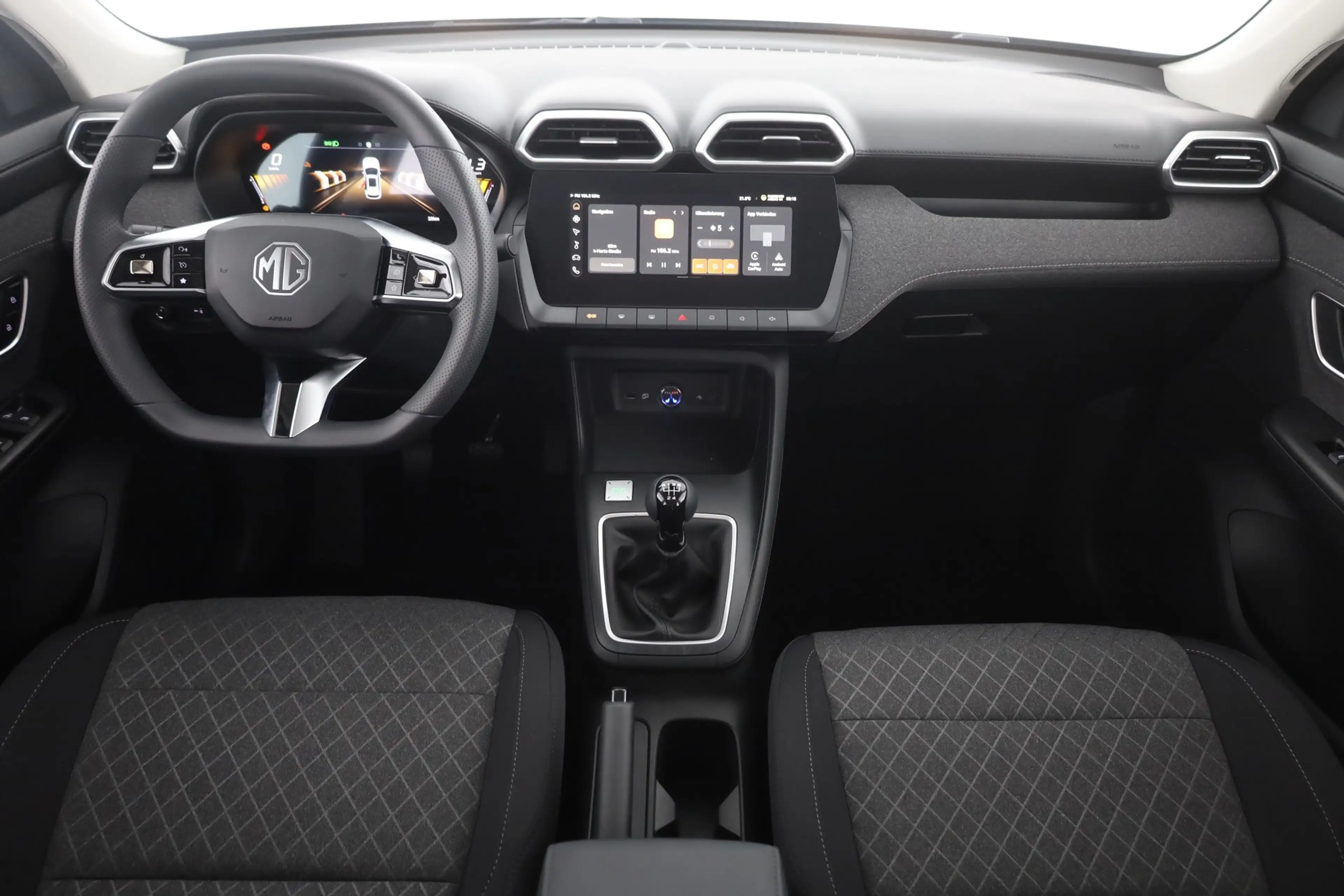 MG ZS 1.5 VTi-Tech Standard Navi Kamera Tempomat — photo 9