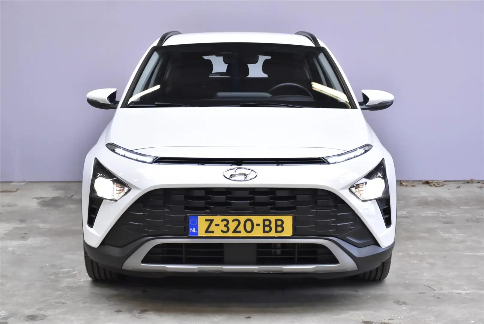 Hyundai BAYON 1.0 T-GDI 48V 100PK Comfort Smart Wit - 2