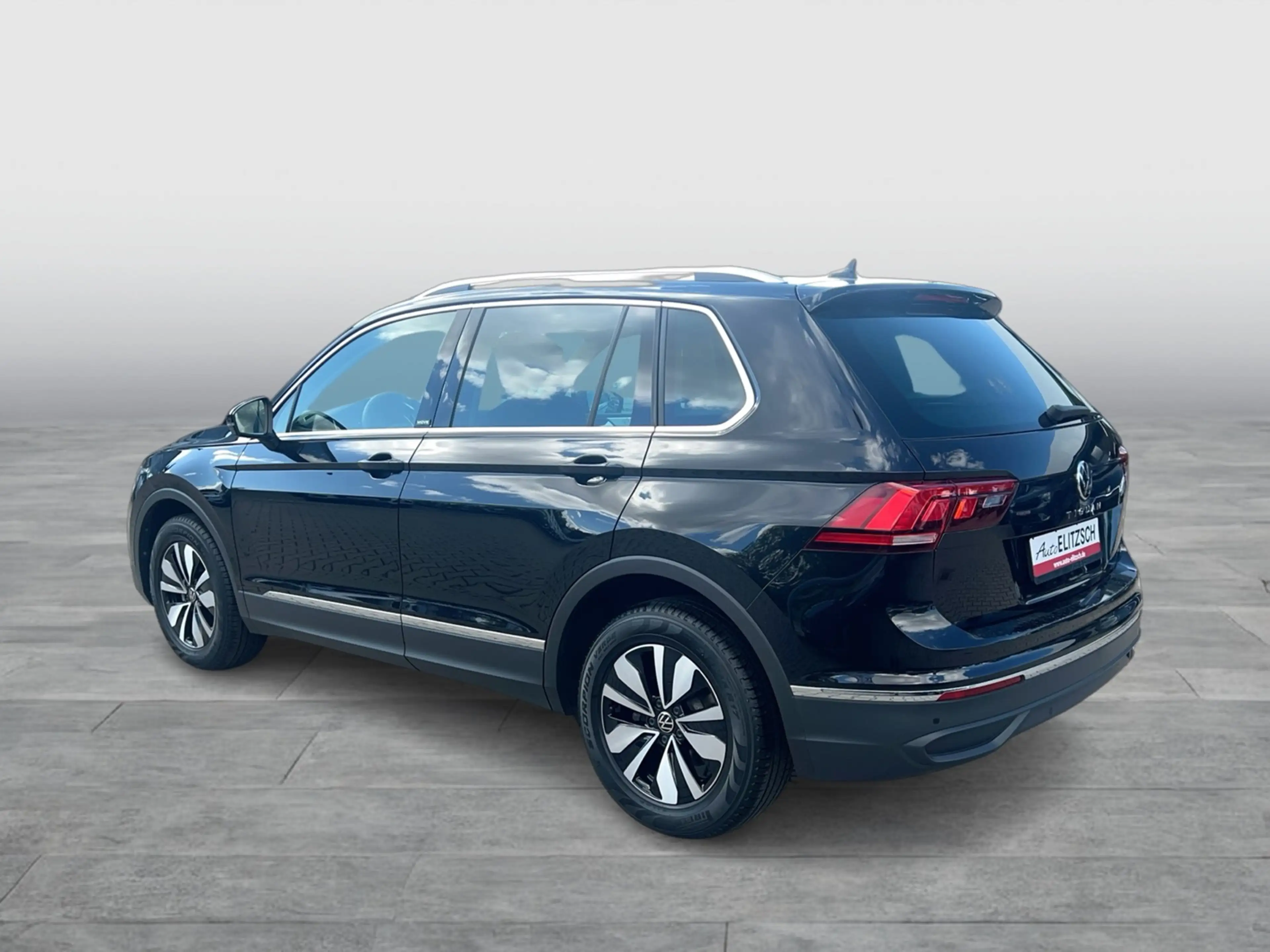 Volkswagen Tiguan 1.5 TSI Move DSG Standhzg. LED Navi AID ACC PDC SH — photo 3