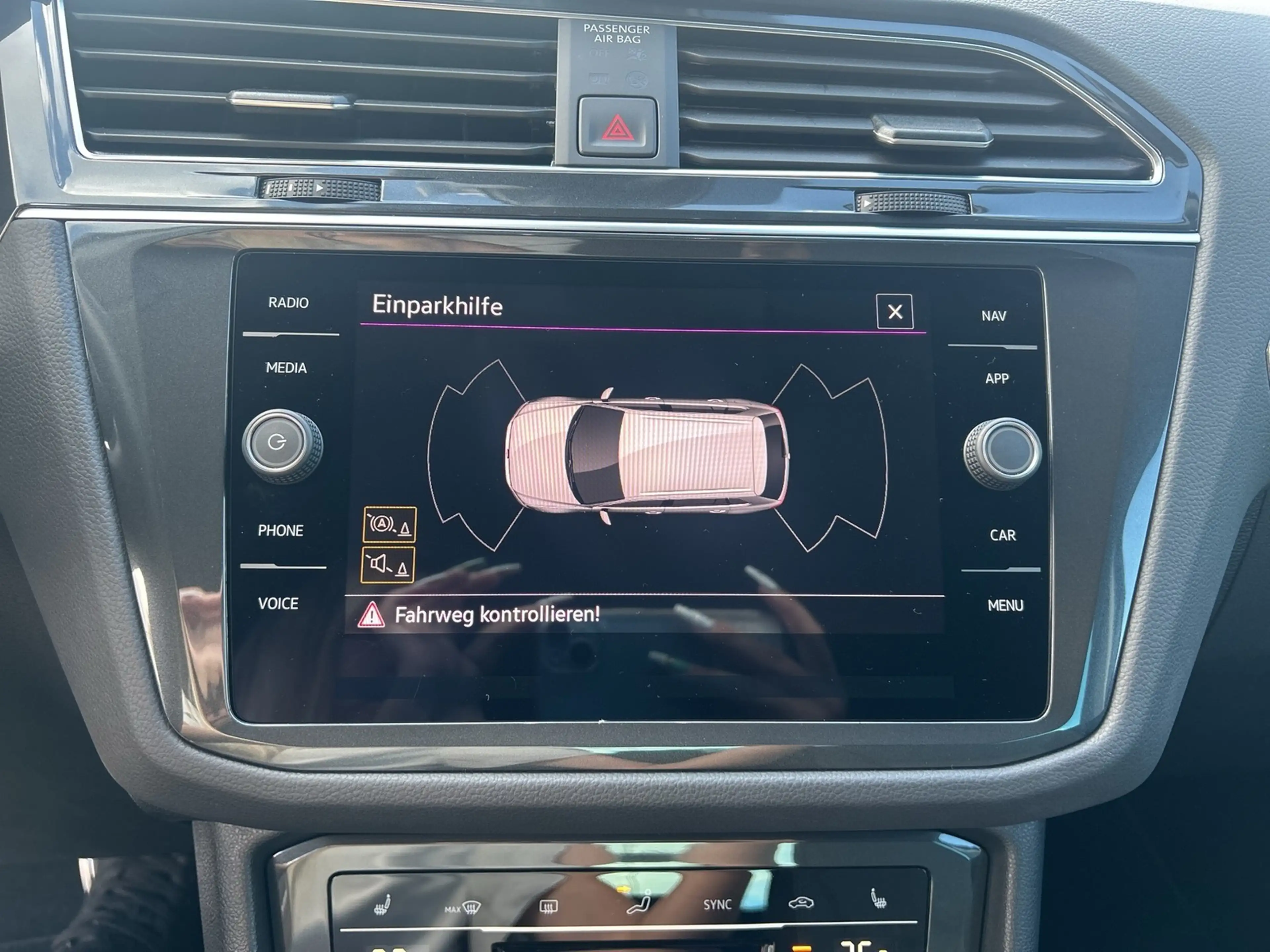 Volkswagen Tiguan 1.5 TSI Move DSG Standhzg. LED Navi AID ACC PDC SH — photo 14