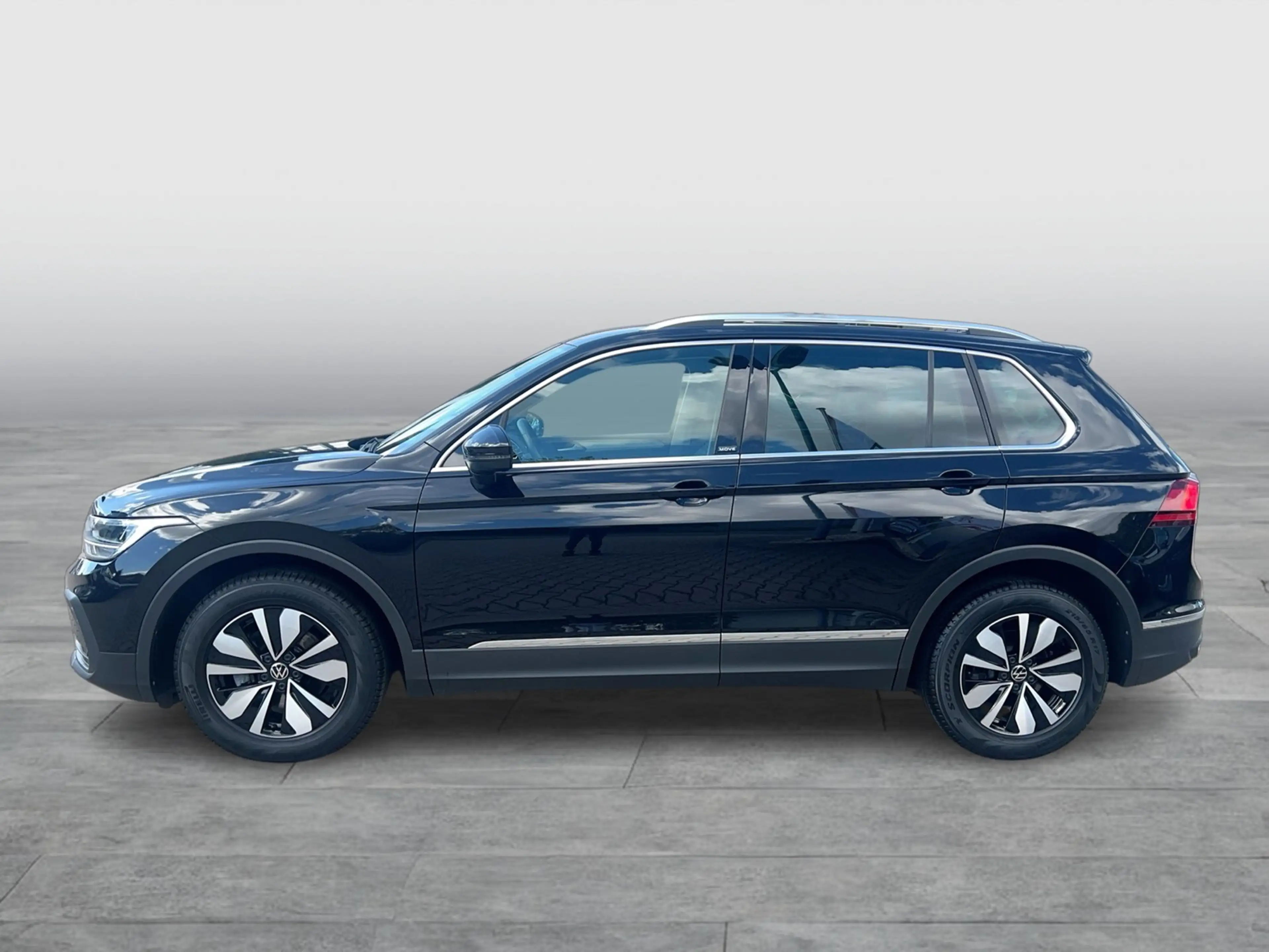 Volkswagen Tiguan 1.5 TSI Move DSG Standhzg. LED Navi AID ACC PDC SH — photo 2