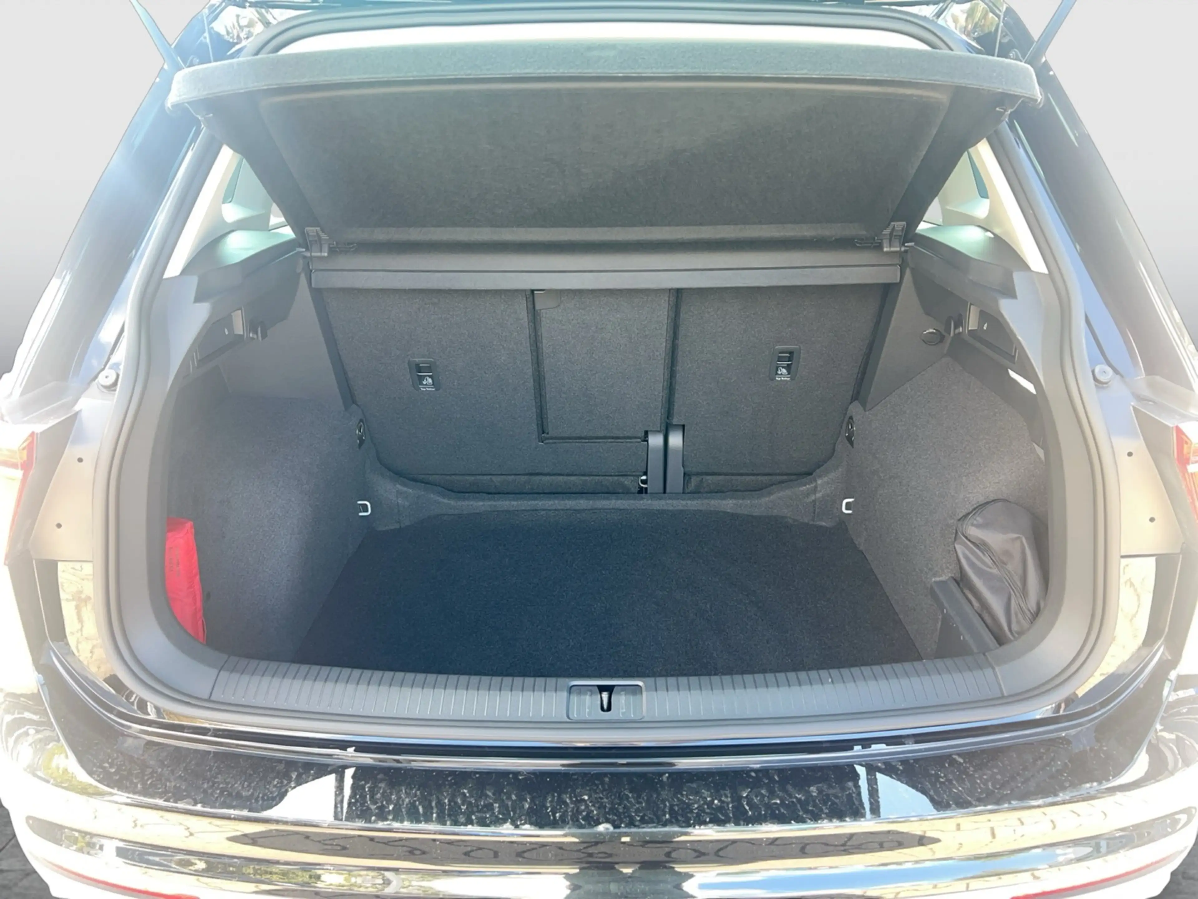 Volkswagen Tiguan 1.5 TSI Move DSG Standhzg. LED Navi AID ACC PDC SH — photo 13