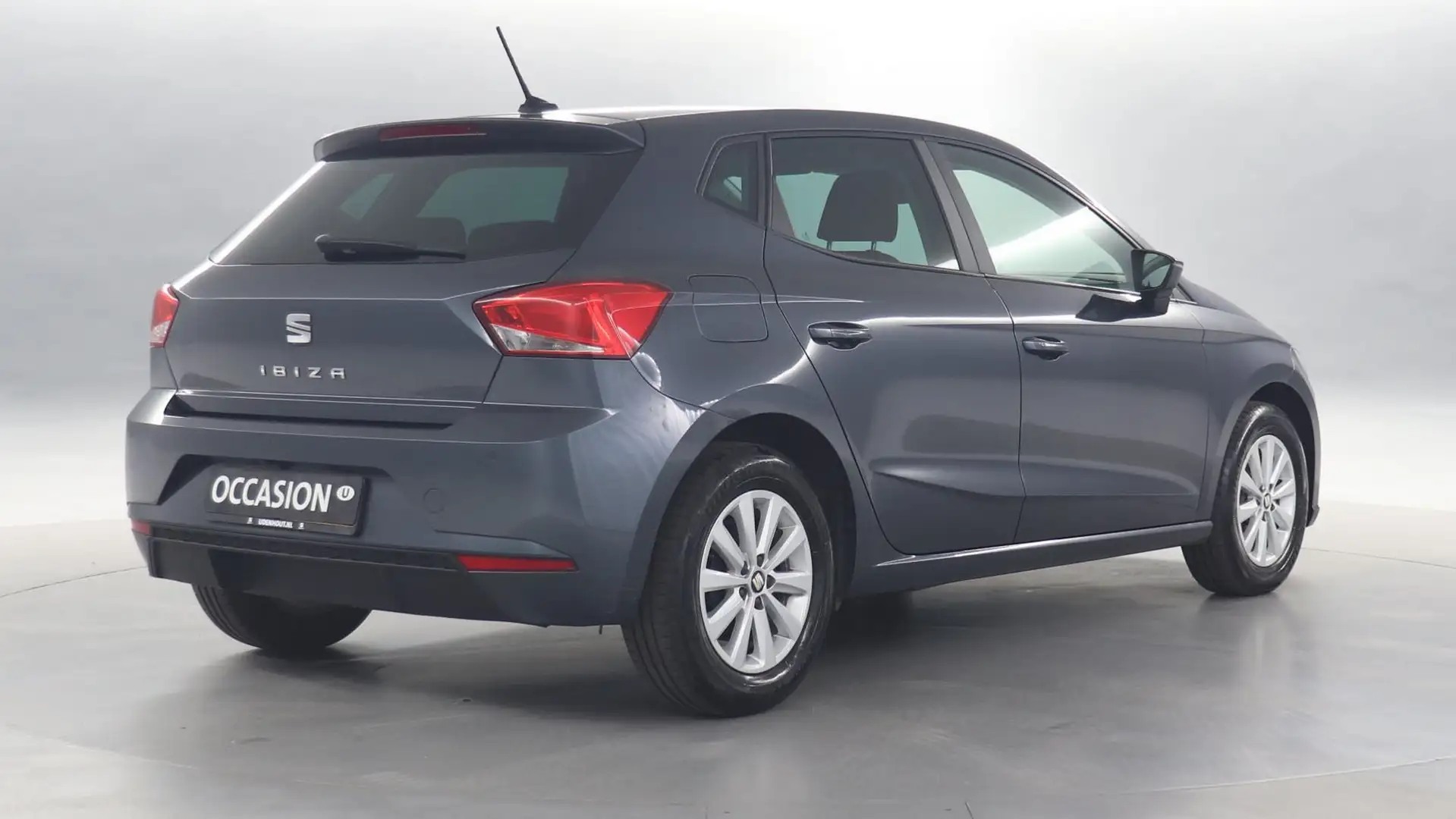SEAT Ibiza 1.0 TSI 95pk Style Business Intense / Navigatie / Gris - 2
