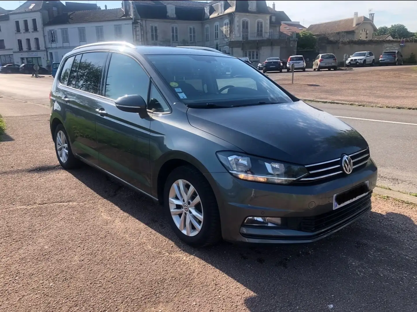 Volkswagen Touran Touran 2.0 TDI 150 BMT 7pl Sound Gris - 2