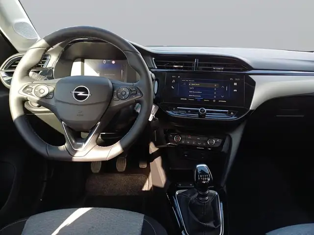 Opel Corsa view 10