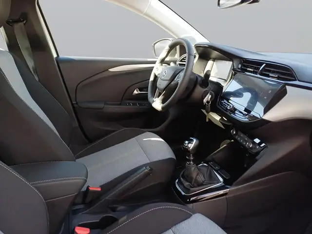 Opel Corsa view 11