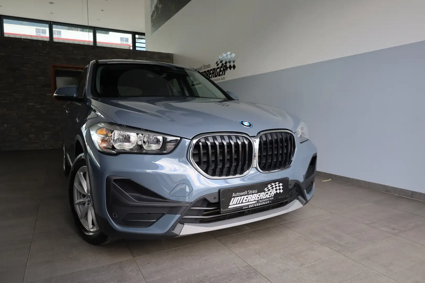 BMW X1 xDrive25e Advantage DAB RFK Navi Tempomat - 2