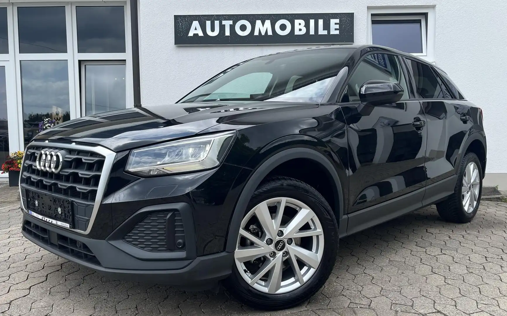 Audi Q2 1.5 TFSI DSG NAVI LED SHZ ELEKTR. HECK. KESSY Schwarz - 1