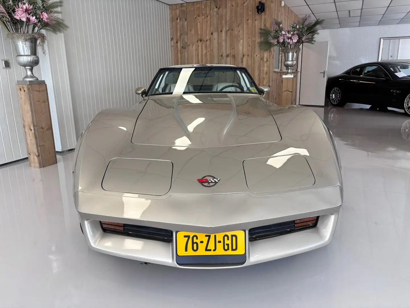 Chevrolet Corvette USA 165KW, V8, COLLECTOR EDITION, TARGA, BELASTING Beige - 2