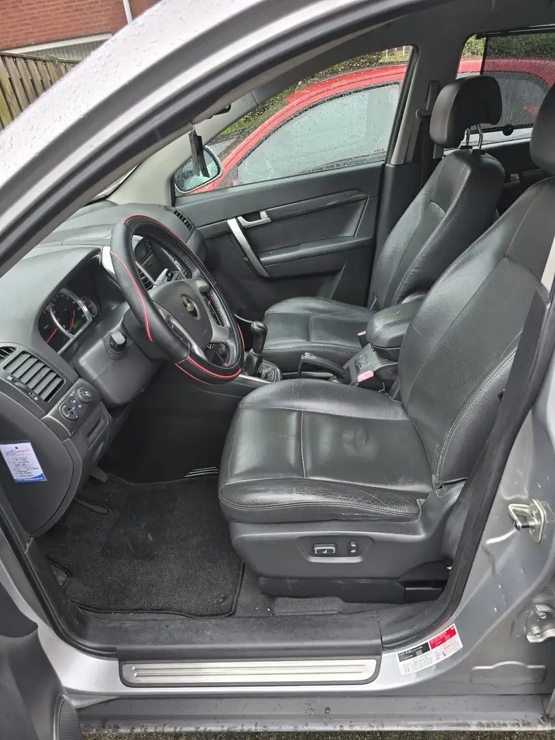Chevrolet Captiva 2.4 4WD 7 Sitzer LT - 2