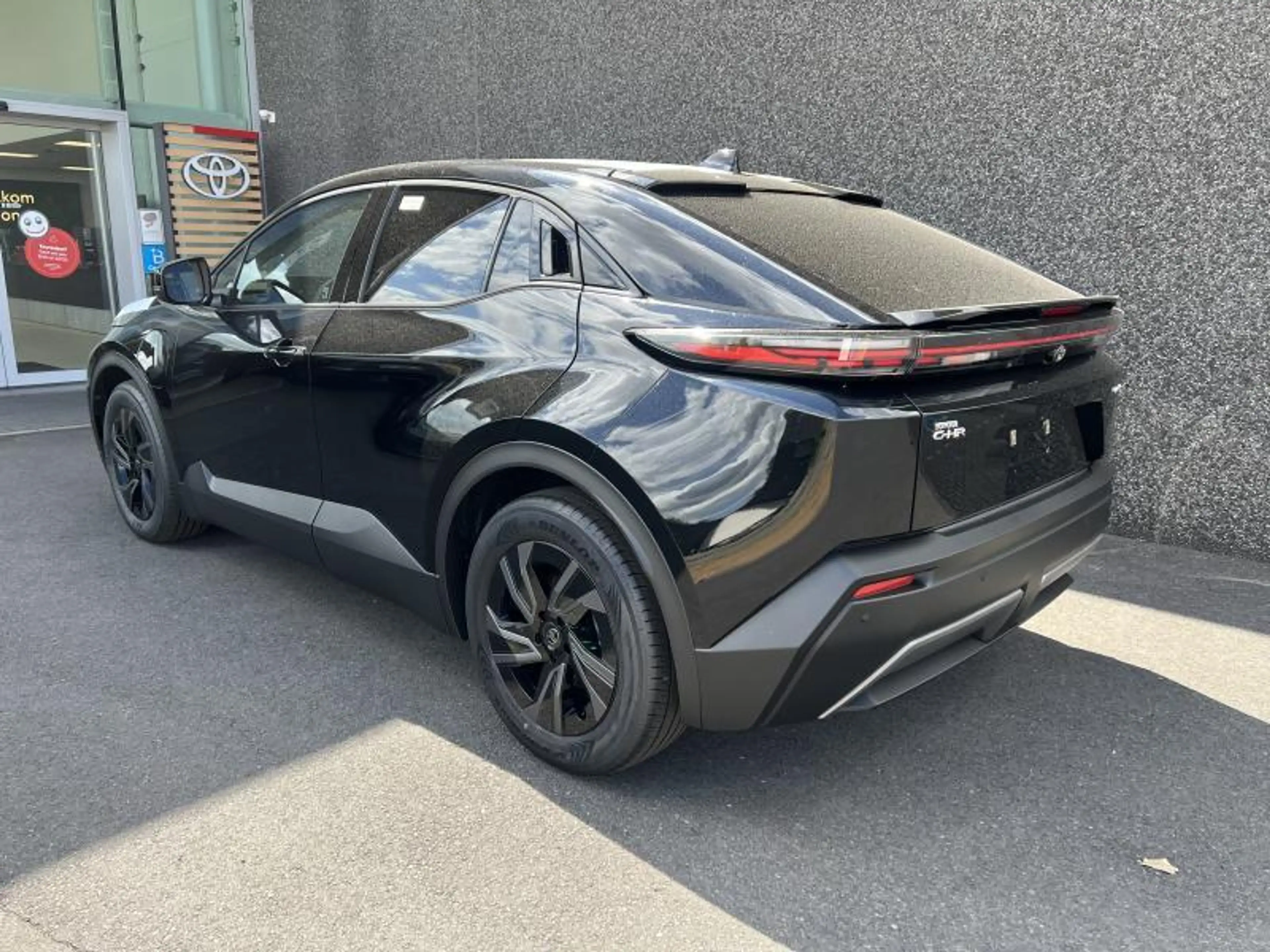 Toyota C-HR+ BEV 77 kWh 2WD Business — photo 5