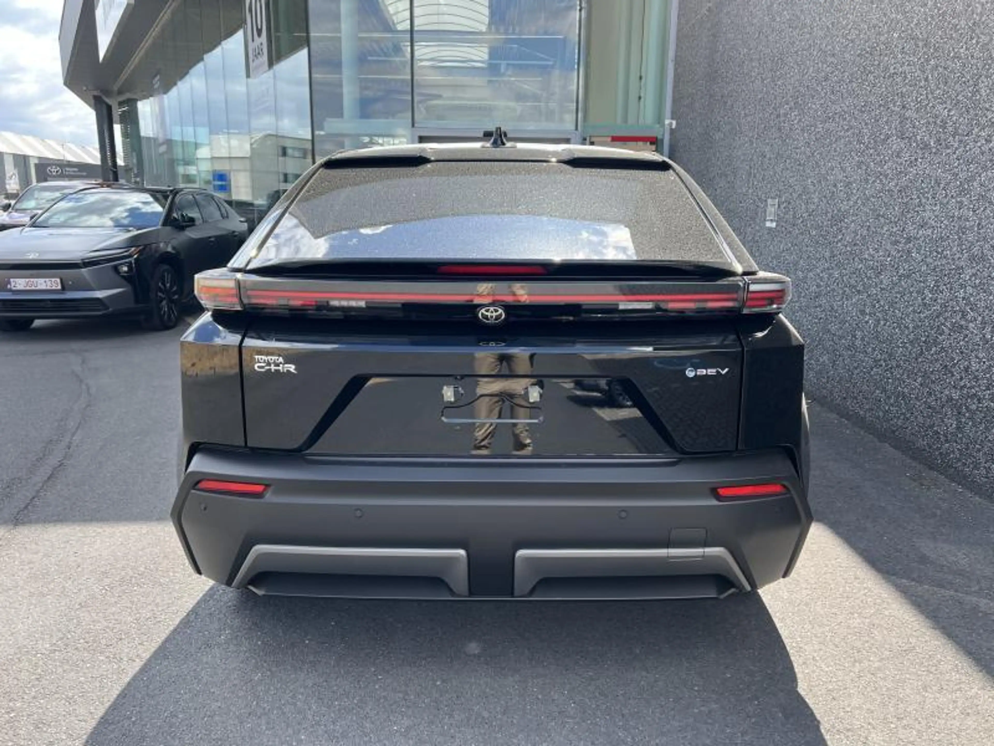Toyota C-HR+ BEV 77 kWh 2WD Business — photo 6
