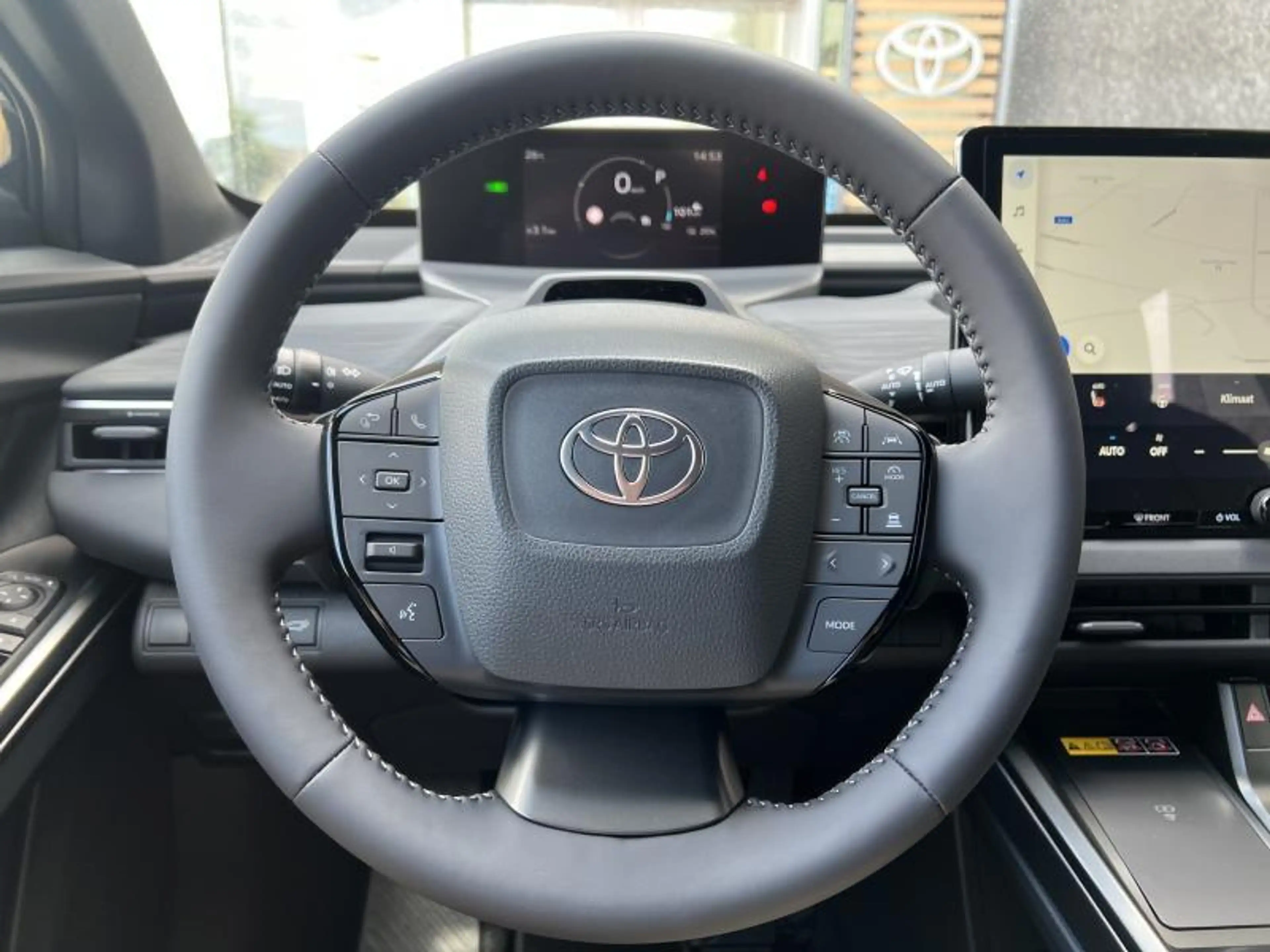 Toyota C-HR+ BEV 77 kWh 2WD Business — photo 13