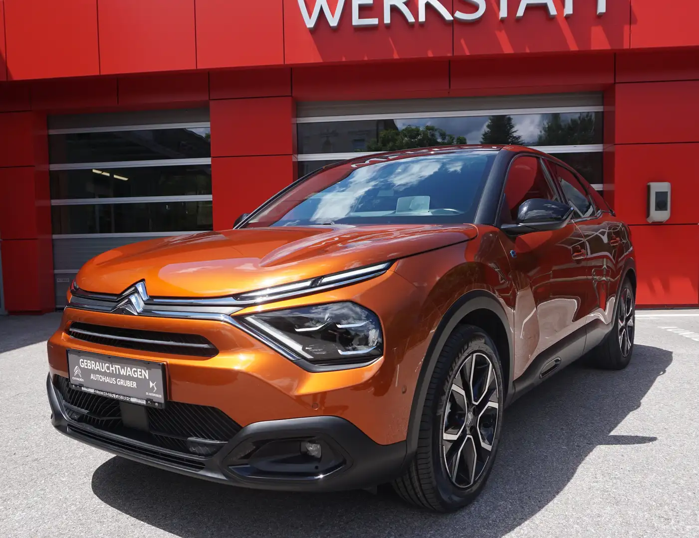 Citroen E-C4 Electric Shine Edition Orange - 1