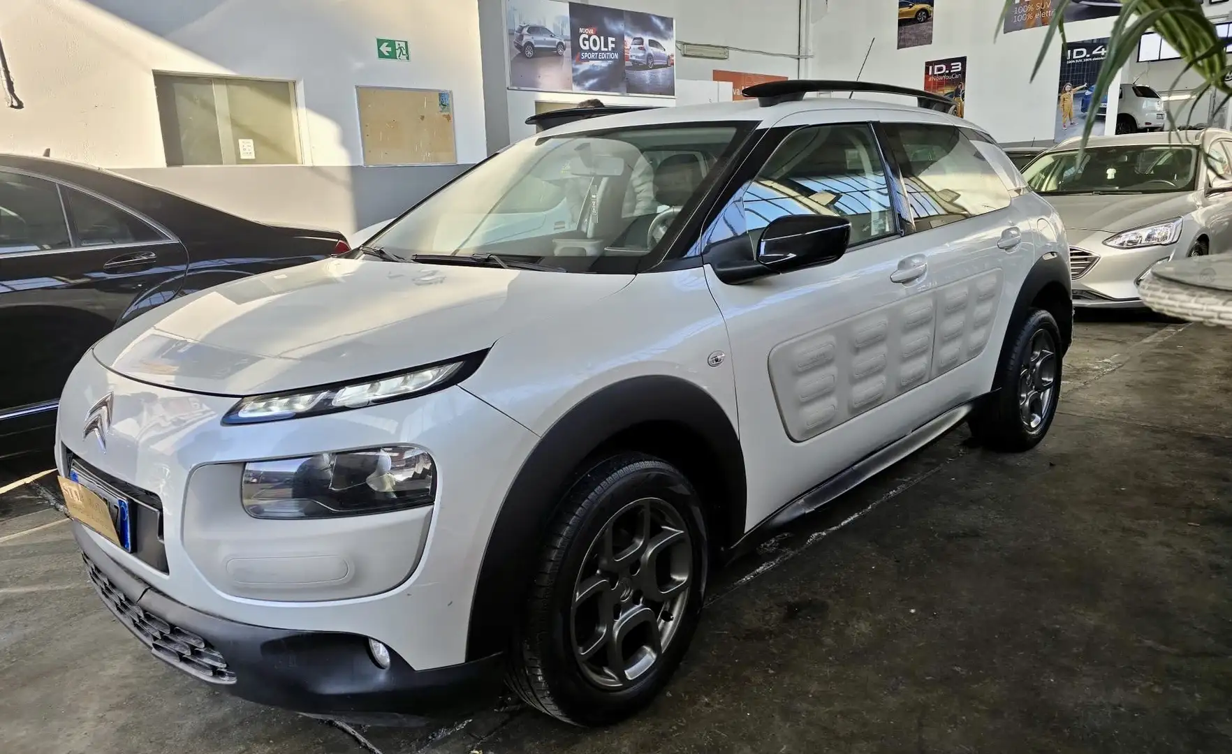 Citroen C4 C4 Cactus 2014 Cactus 1.6 e-hdi Feel 92cv etg6 Bianco - 1