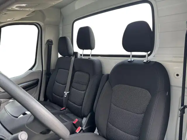 Maxus Deliver 9 view 9