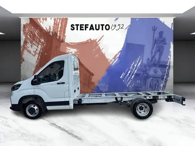 Maxus Deliver 9 view 3