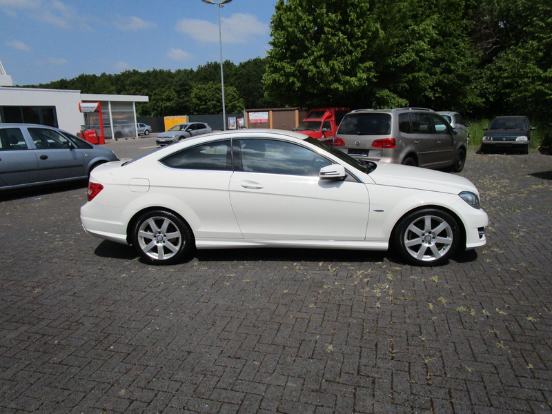 Mercedes-Benz C 250 C -Klasse Coupe C 250 CDI AMG-PAKET — photo 3