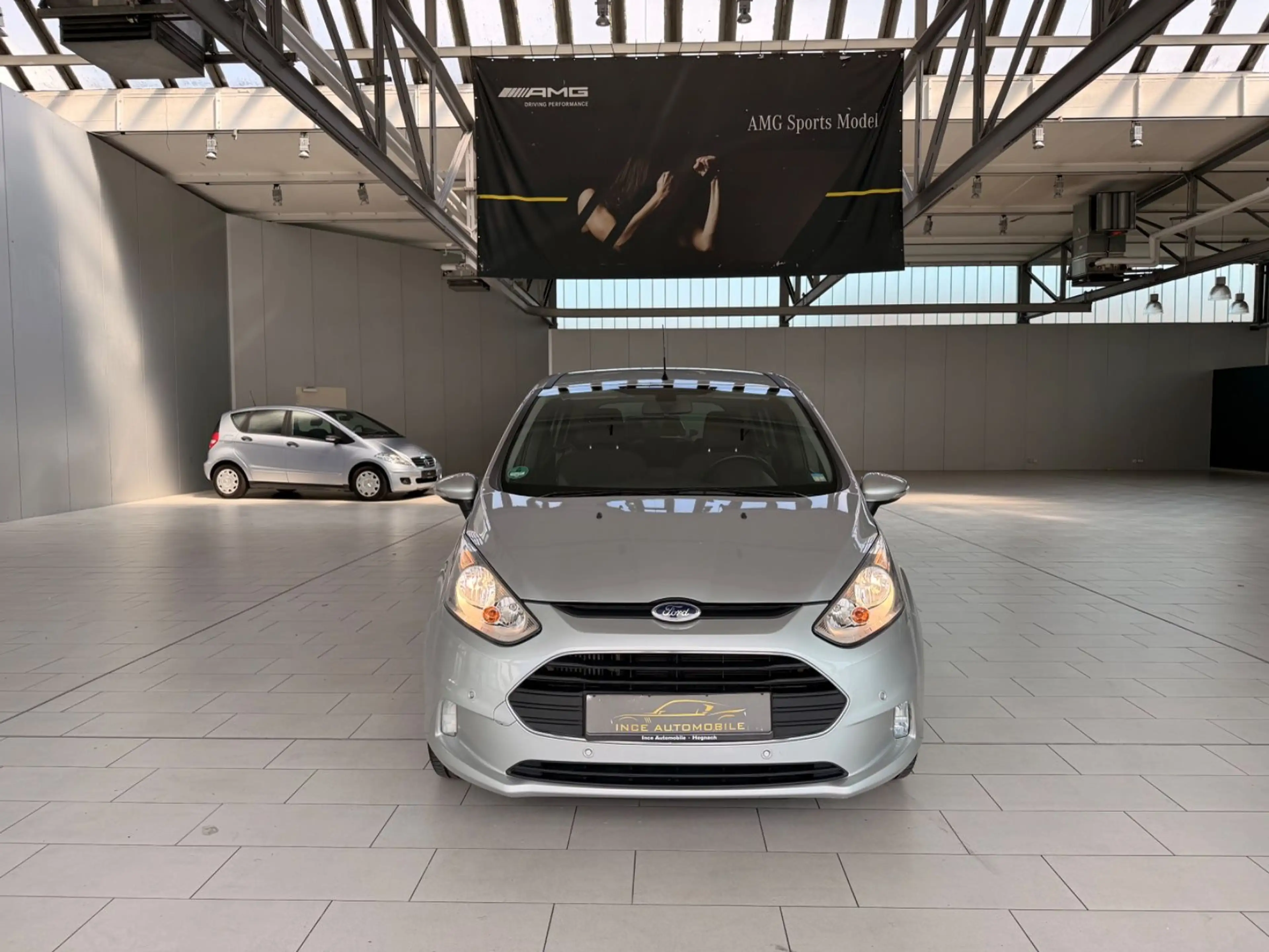 Ford B-Max B-MAX Sync Edition*Navi*SHZ*LED* — photo 2