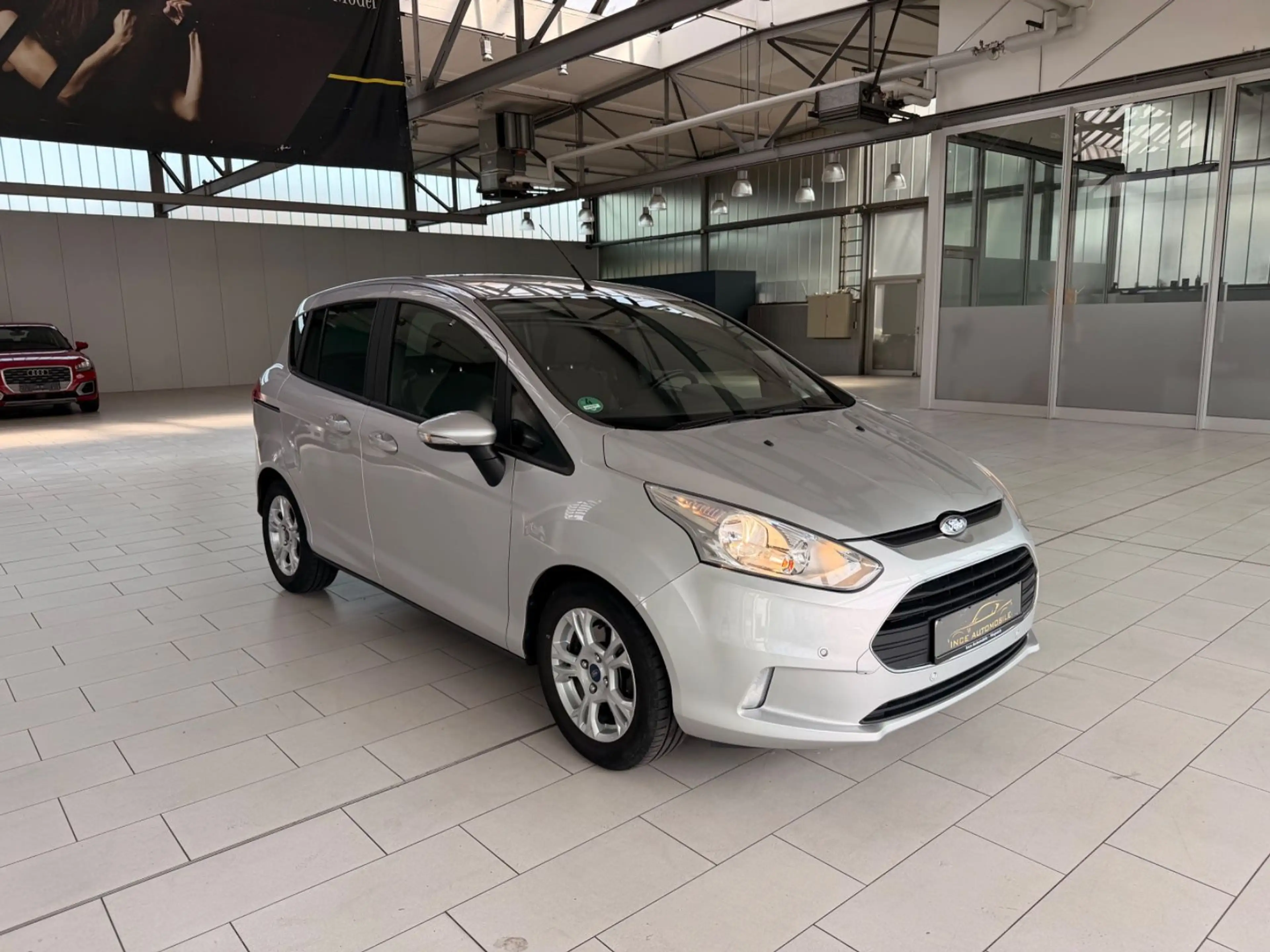 Ford B-Max B-MAX Sync Edition*Navi*SHZ*LED* — photo 8