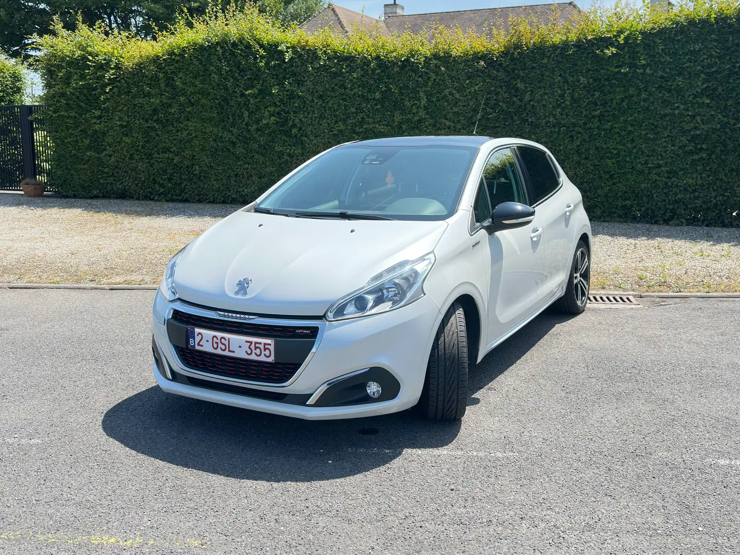 Peugeot 208 208 Blue-HDi 120 Stop Blanc - 1