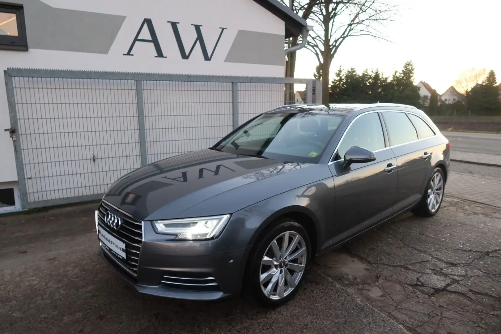 Audi A4 Avant design|DSG|Virtual|MMI|Kamera|LED|Keyle Gris - 1