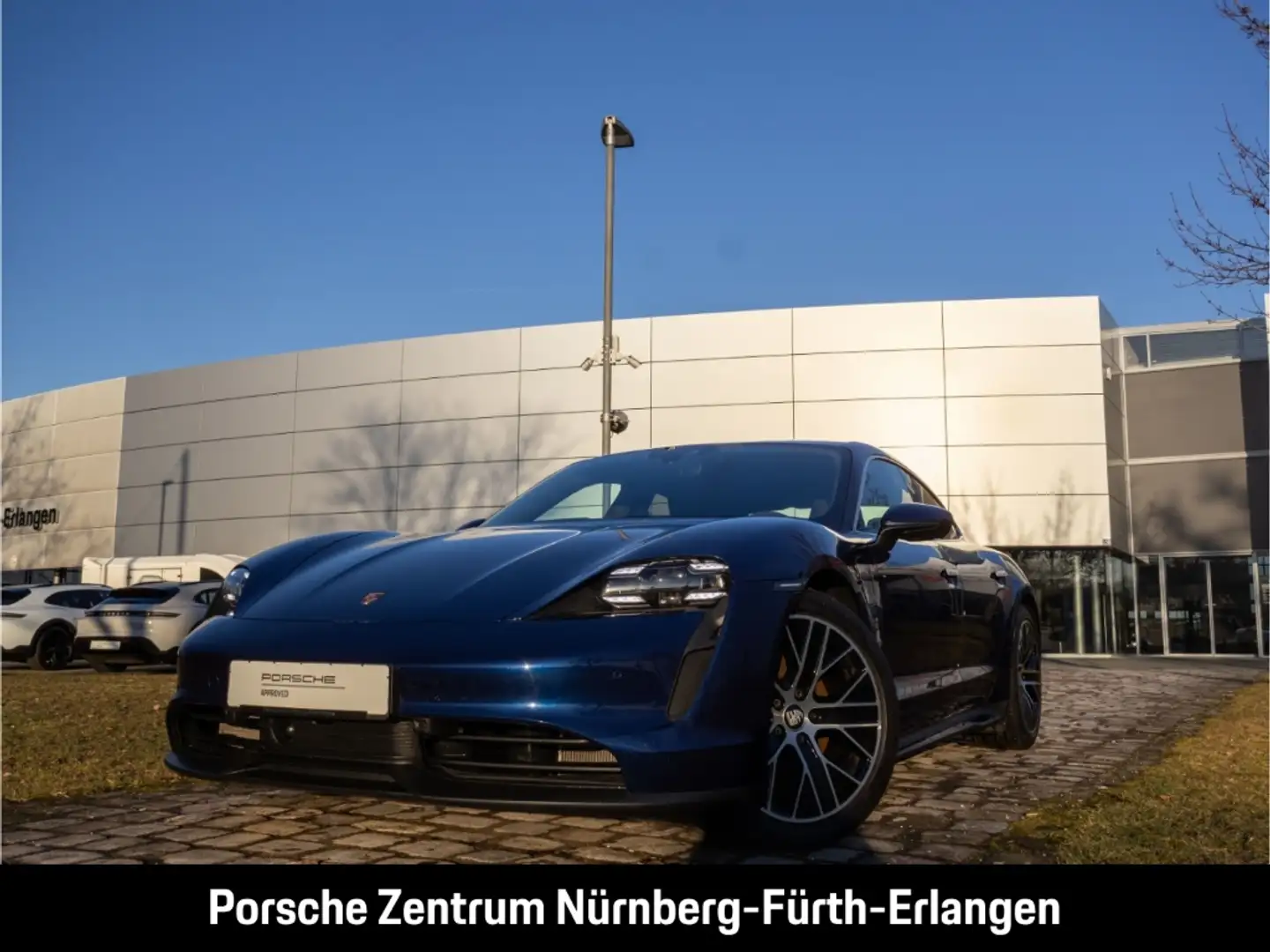 Porsche Taycan 4S SportChrono BOSE LED-Matrix 14-Wege-Komfortsitz Blau - 1