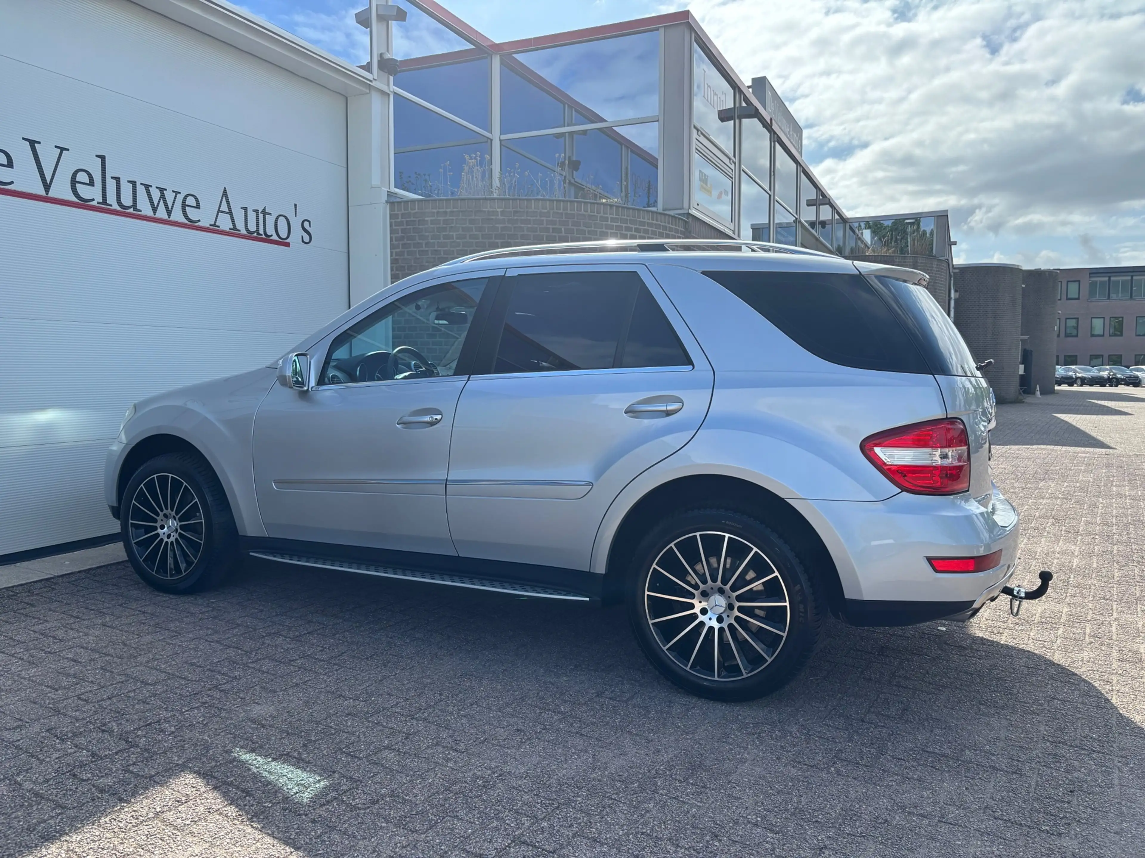 Mercedes-Benz ML 350 M-klasse 350|Carplay|H&K|Luchtvering|Trekh. — photo 12