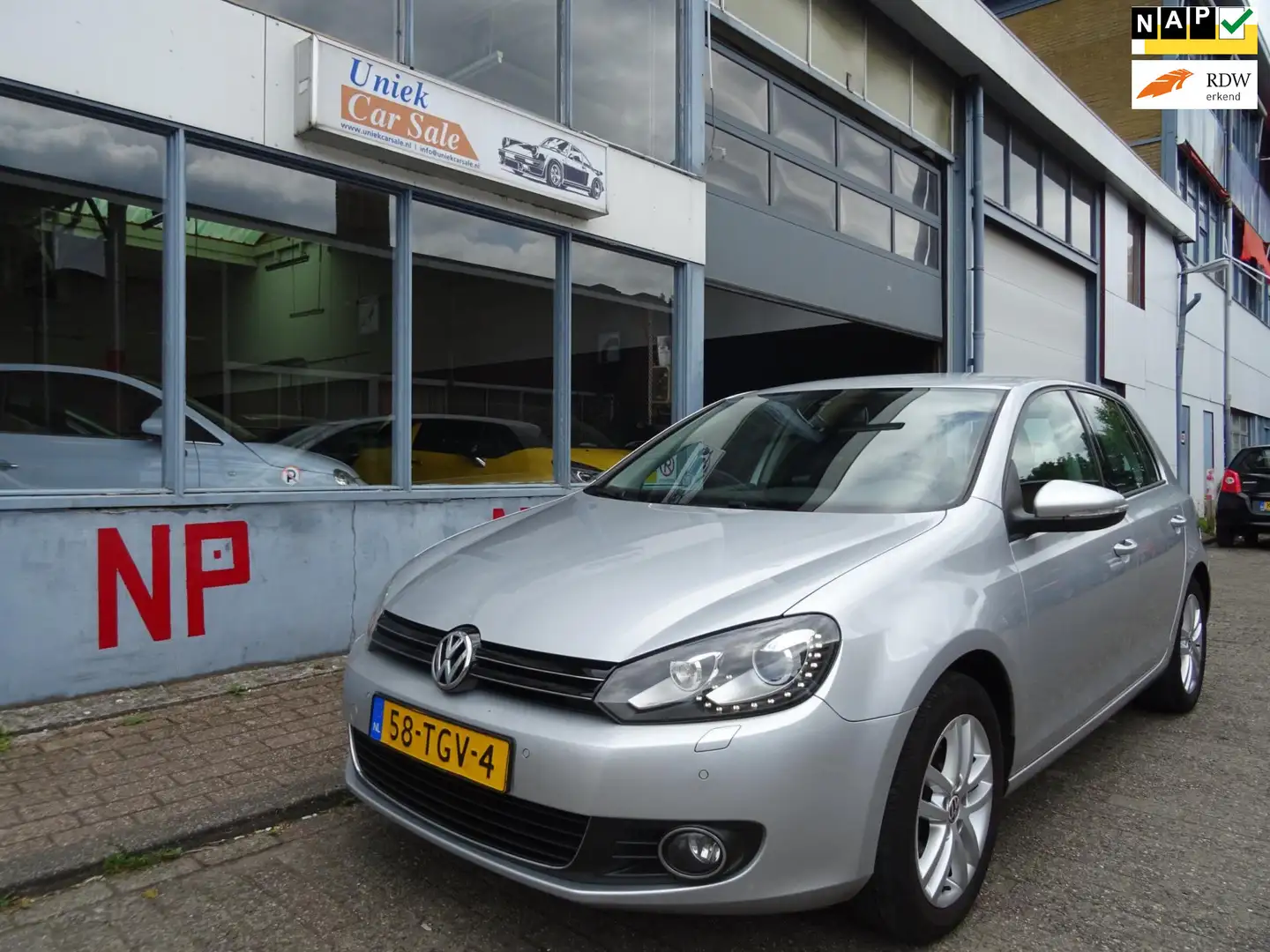 Volkswagen Golf 1.2 TSI Highline BlueMotion Gris - 1