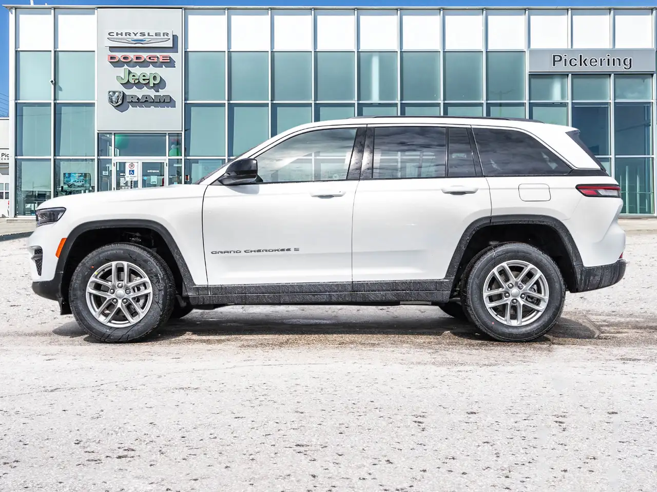 Jeep Grand Cherokee снимка Jeep Grand Cherokee