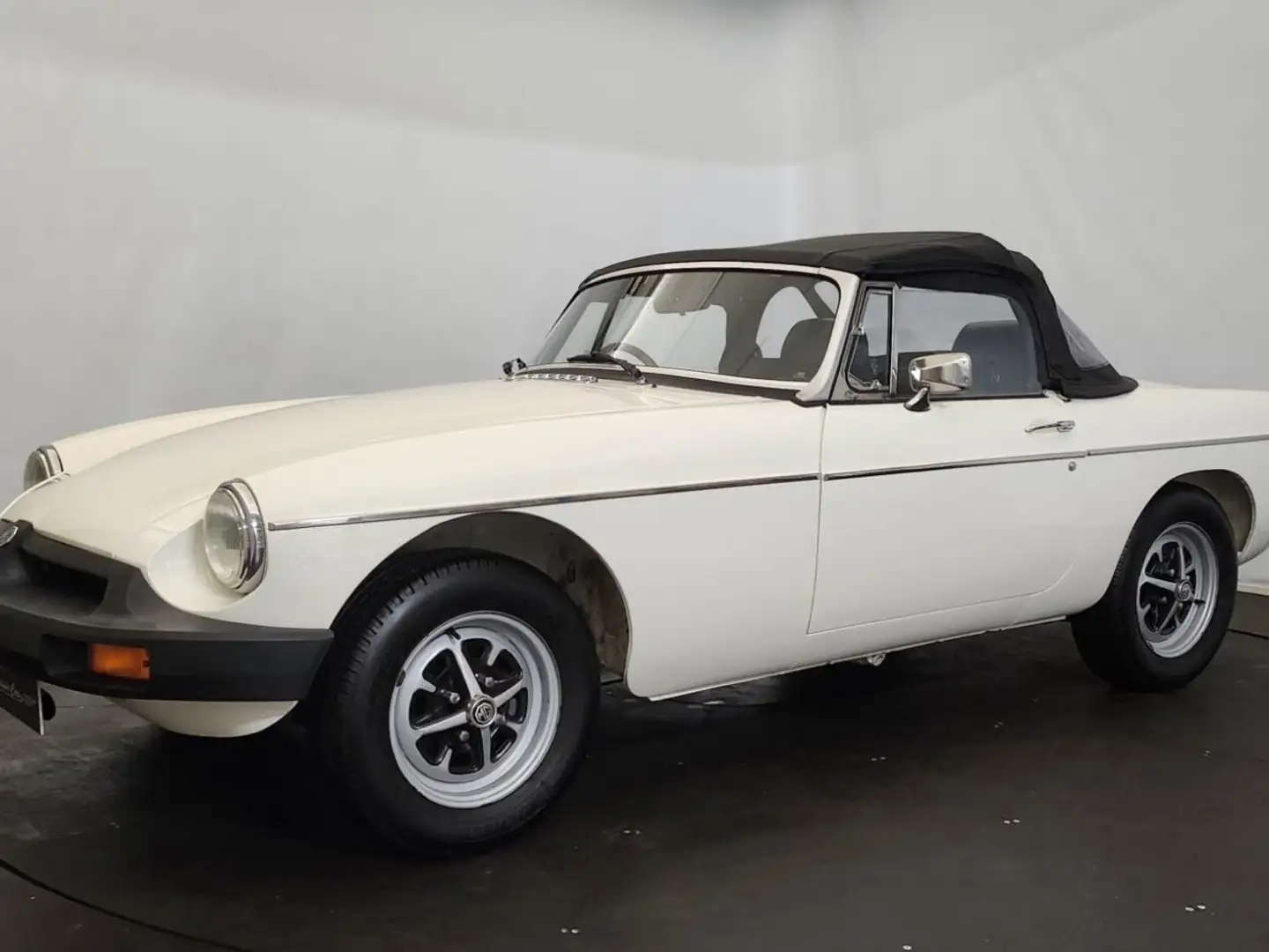 MG MGB B cabriolet Weiß - 2