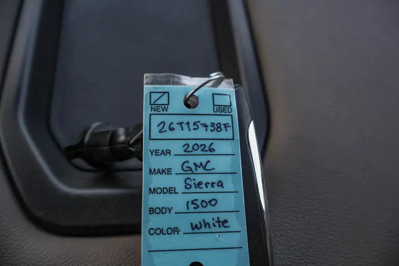 GMC Sierra 1500 снимка GMC Sierra 1500