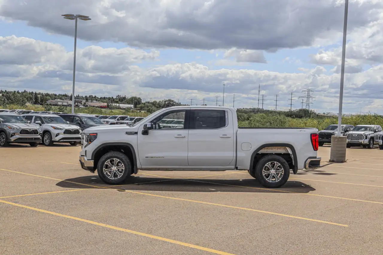 GMC Sierra 1500 снимка GMC Sierra 1500