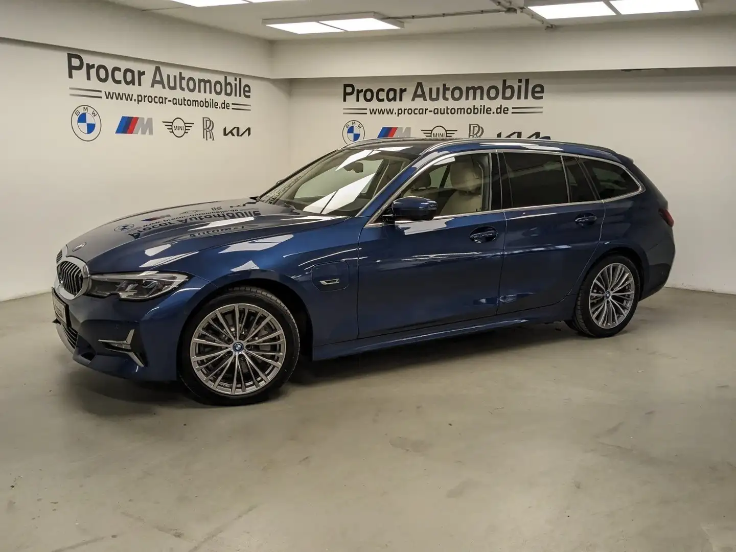 BMW 330 e Touring Laser DA PA HuD HiFi DAB WLAN 18'' | 0,5 Blau - 2