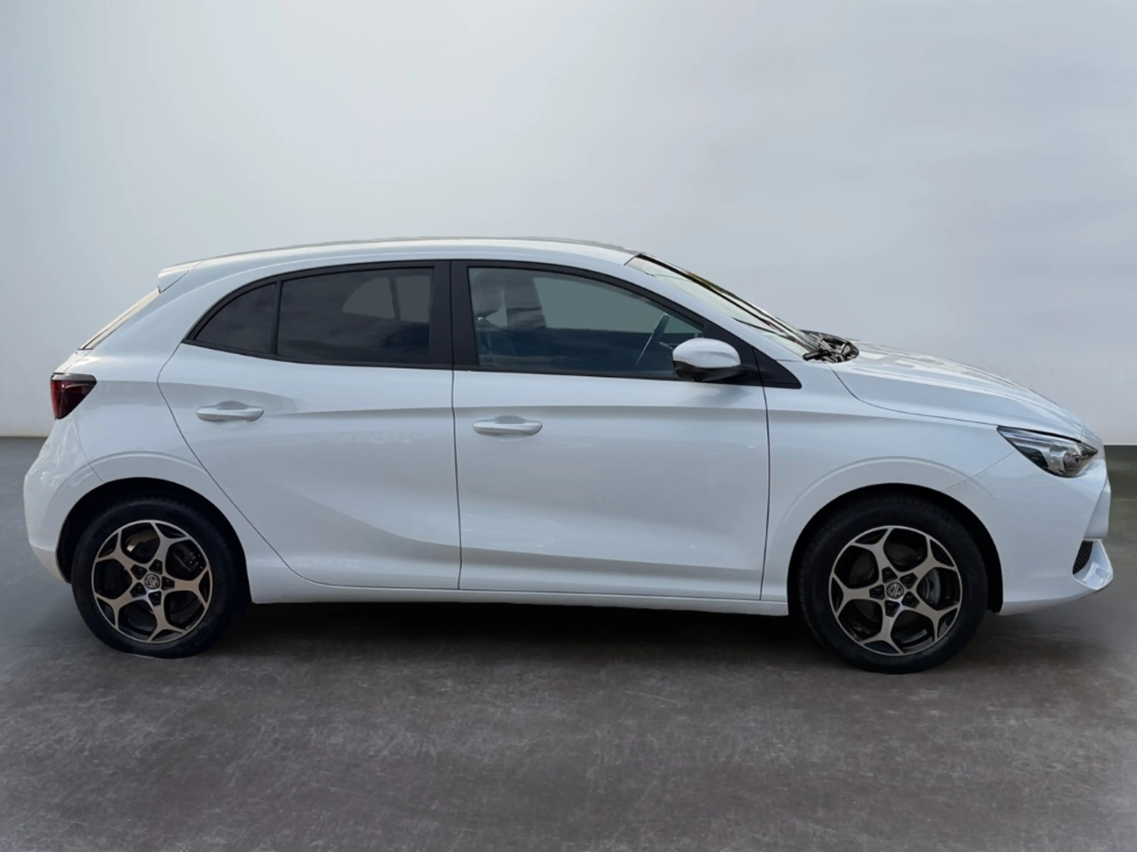 MG MG3 1.5 Hybrid+ 14kW Luxury — photo 8