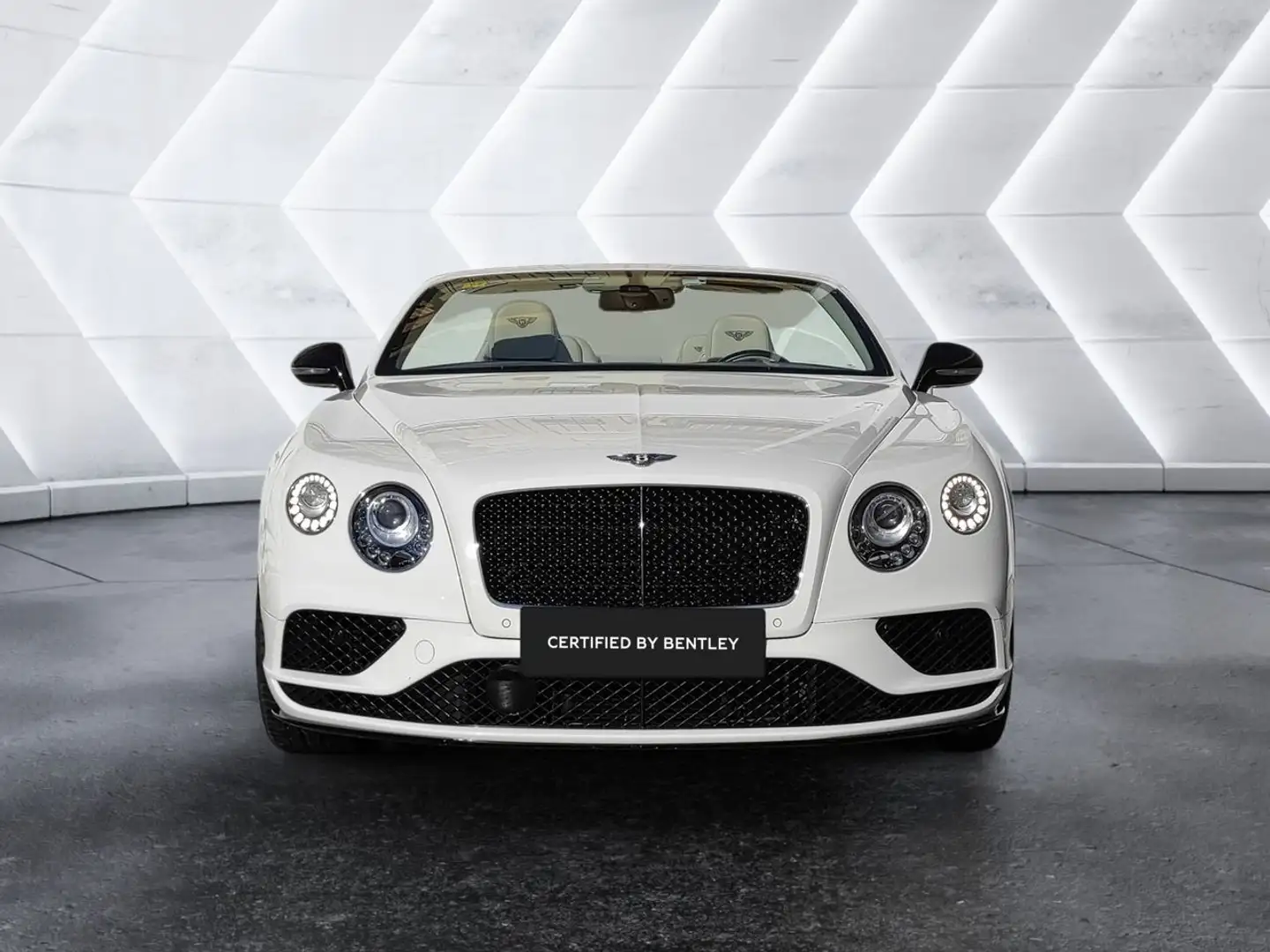 Bentley Continental GT V8 Convertible White - 2