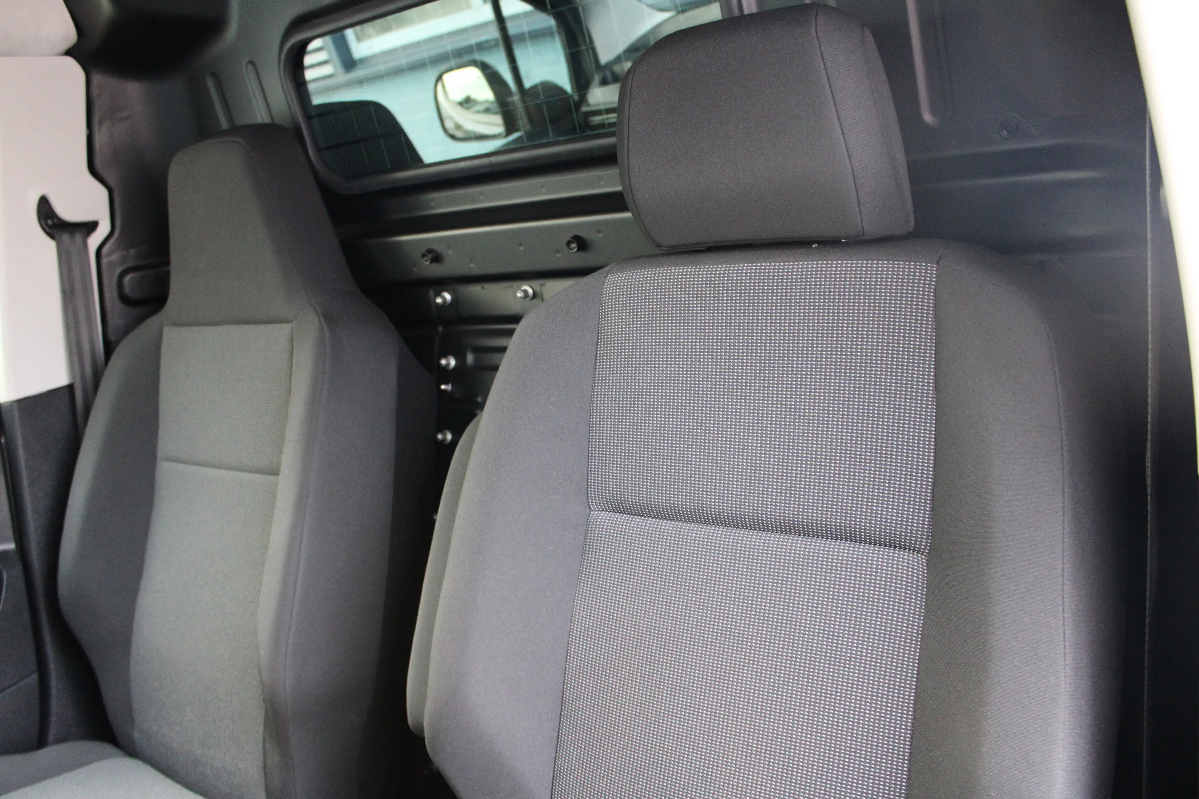Opel Combo-e Electric 50kWh 136 PK | CAMERA | NAVIGATIE | BETIM — photo 12