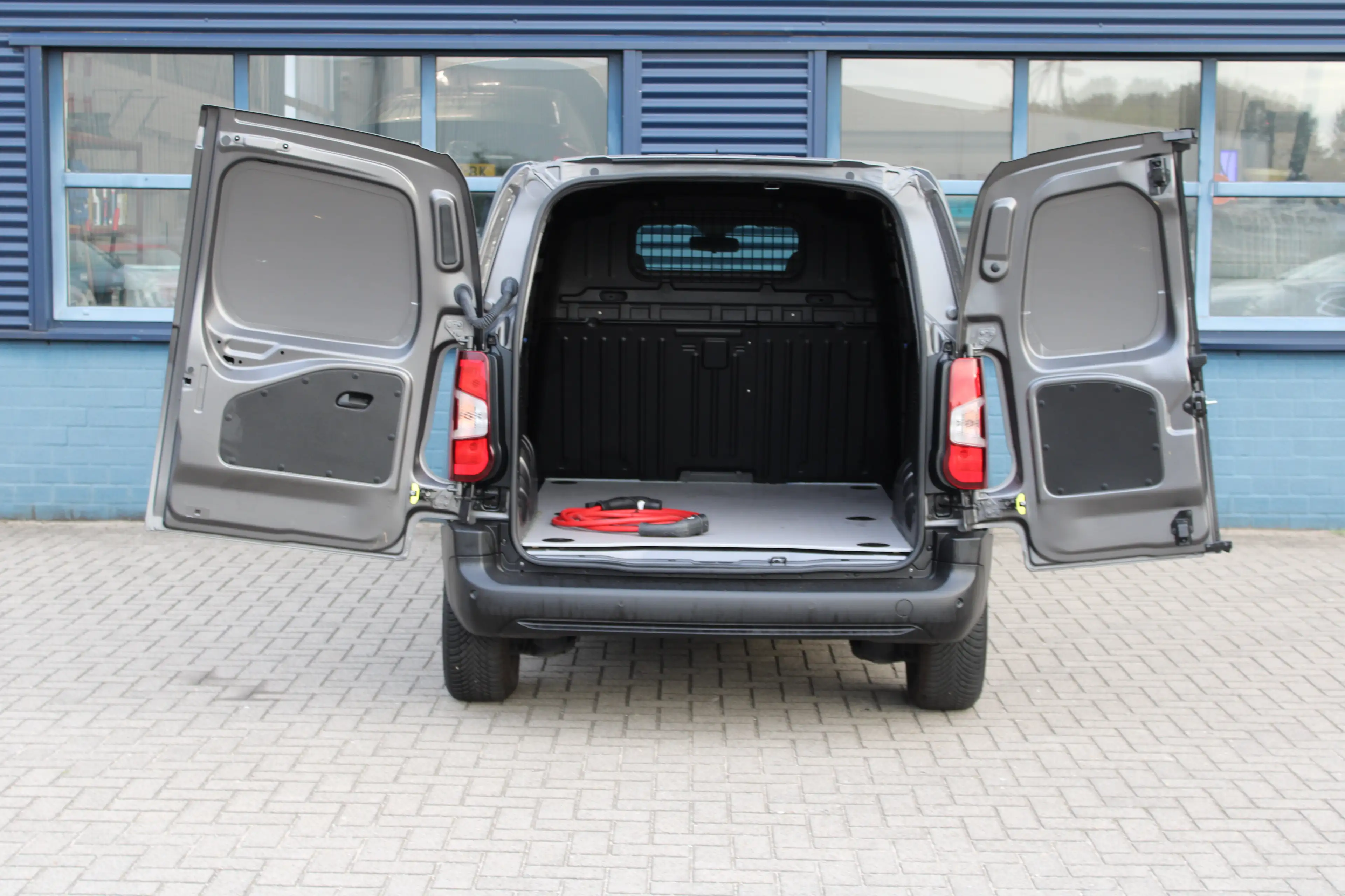 Opel Combo-e Electric 50kWh 136 PK | CAMERA | NAVIGATIE | BETIM — photo 5