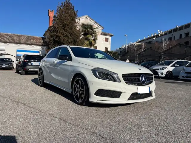 Mercedes-Benz A 200 CDI AUTOMATIC PREMIUM AMG KM. TAGLIANDATI