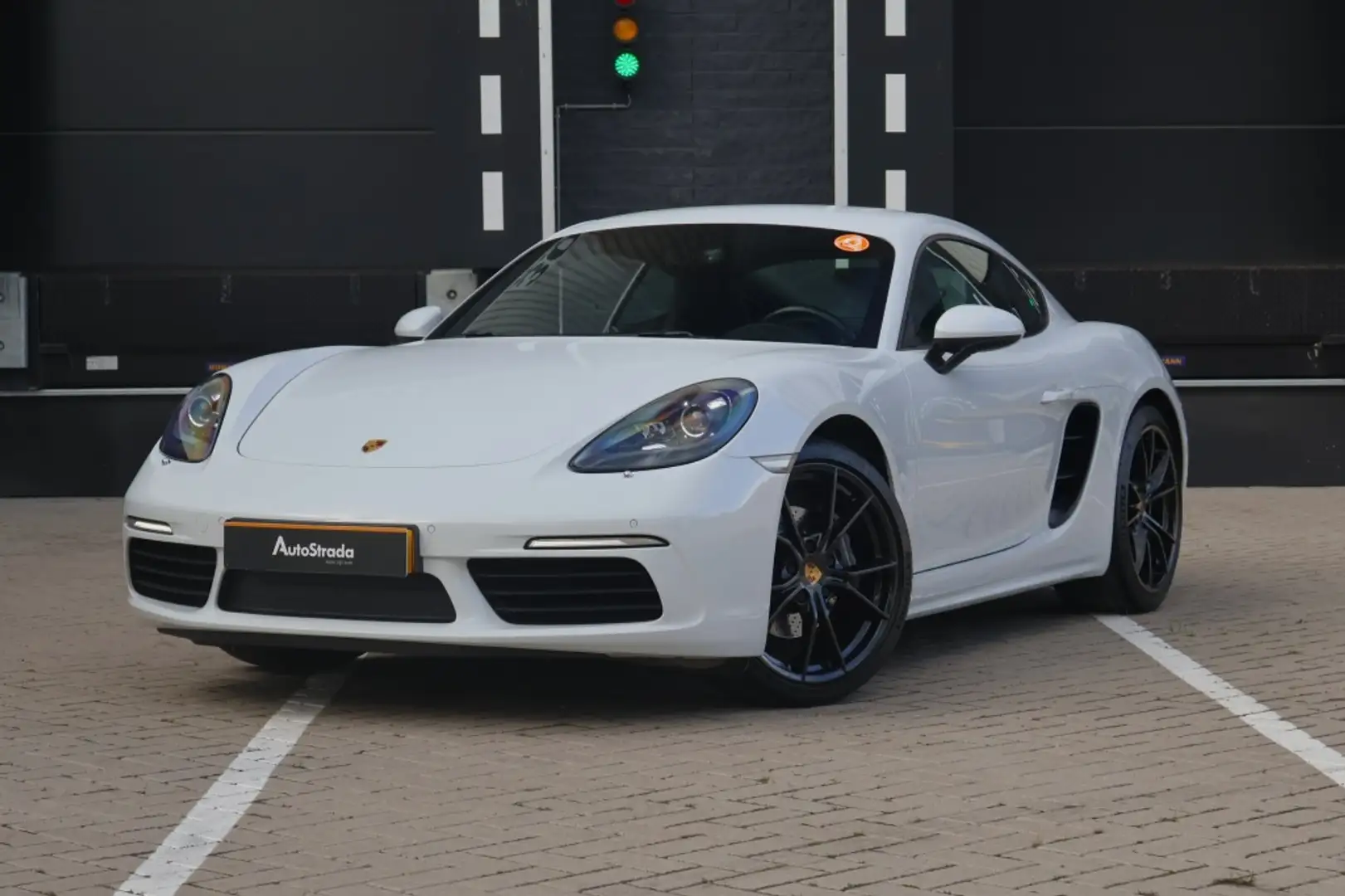 Porsche 718 Cayman 2.0 300PK PDK Cayman | BTW Auto | Winterset | Bose Weiß - 1
