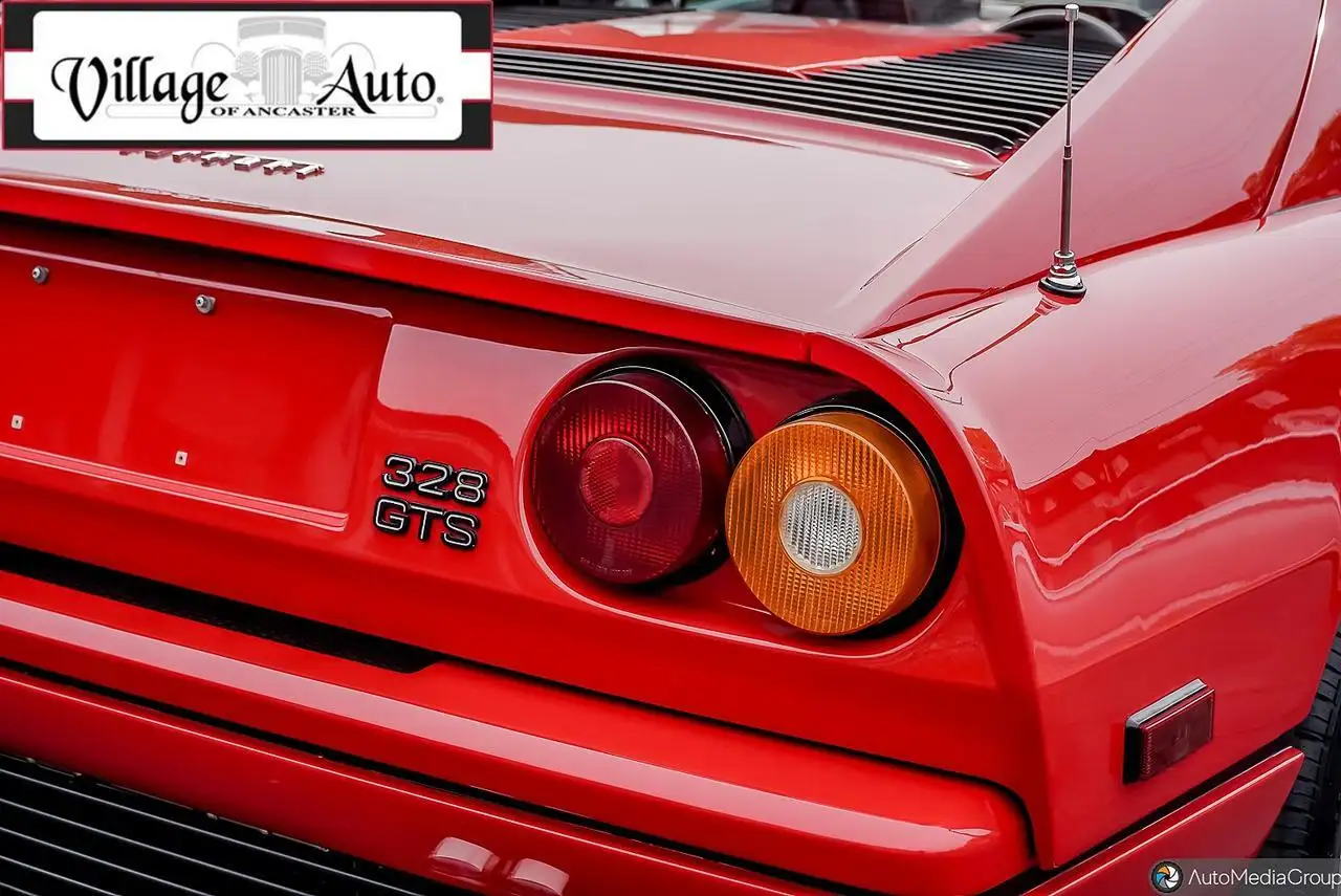 Ferrari 328 снимка Ferrari 328