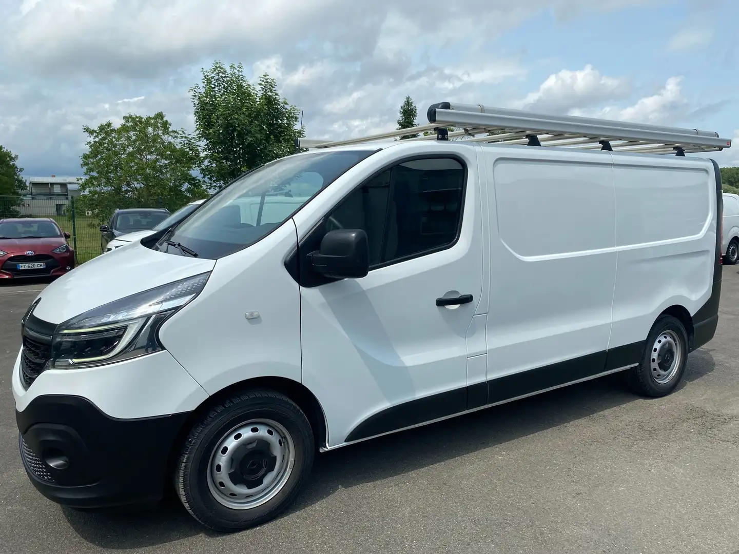 Renault Trafic 2.0 L2H1 16500€+BTW/TVA Blanc - 1