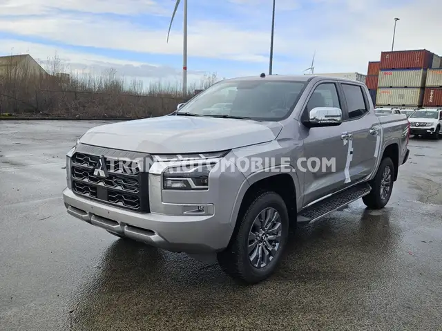 Mitsubishi L200 Pick-up Sportero GLS  2.4L TURBO DIESEL AUTOMATIQUE 4X4 - EXPORT OUT EU TROPICAL VERSION