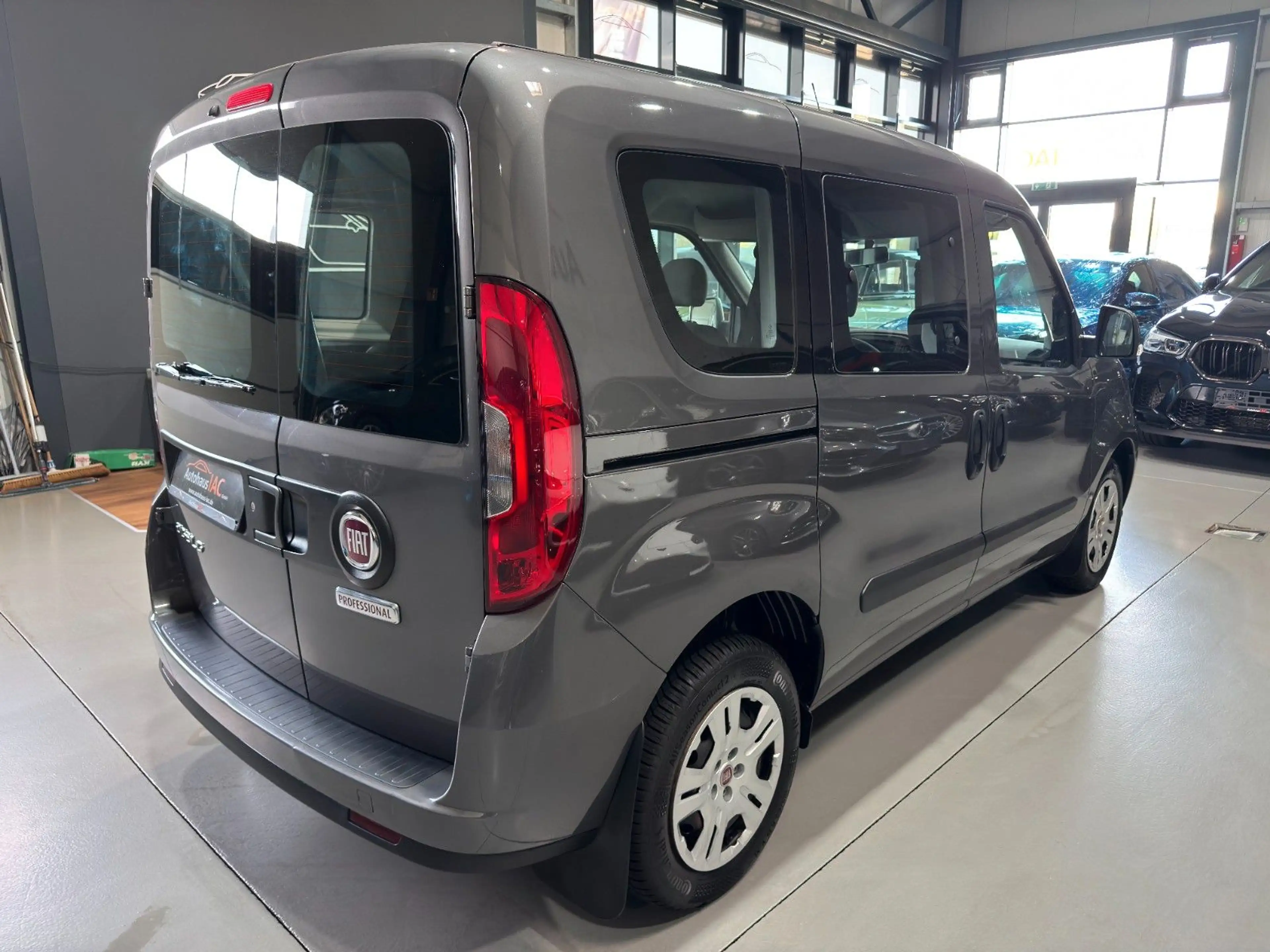 Fiat Doblo Doblò/Basis/Kombi/RADIO/KLIMA/USB/2.HAND — photo 8