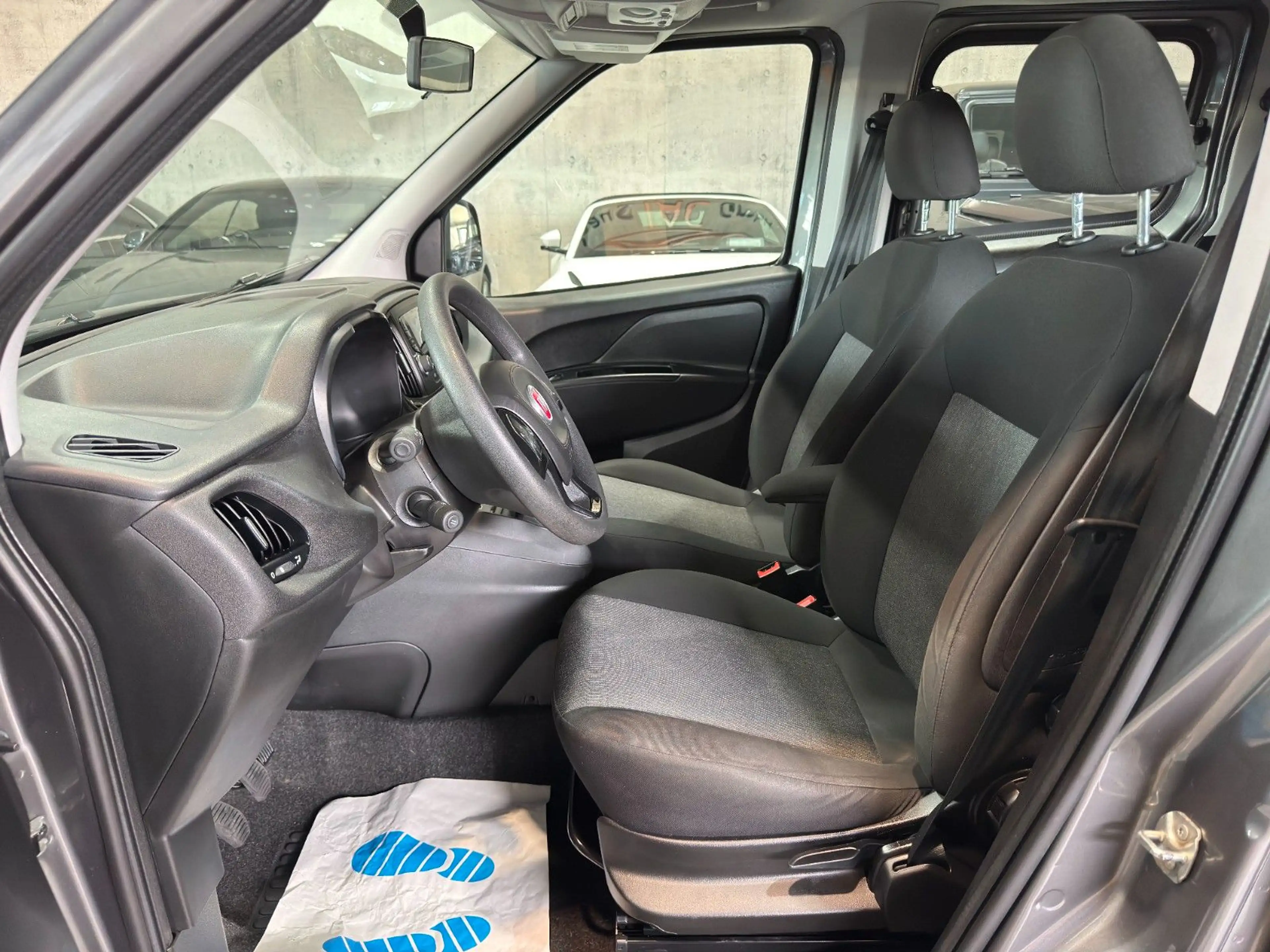 Fiat Doblo Doblò/Basis/Kombi/RADIO/KLIMA/USB/2.HAND — photo 9